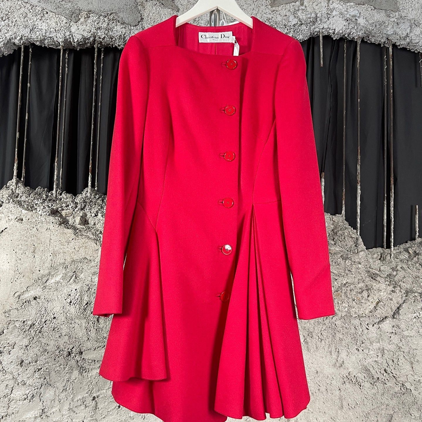 Dior Christian Dior Red Cashmere Coat Size 34 Size XS / US 0-2 / IT 36-38 - 1 Thumbnail