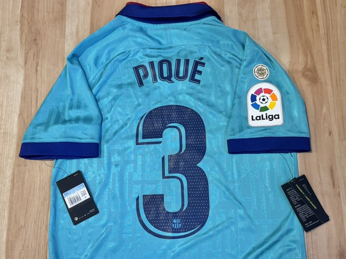 Nike Nike BNWT FC Barcelona 19-20 3rd Jersey Pique #3 Mens Medium Size US M / EU 48-50 / 2 - 4 Thumbnail