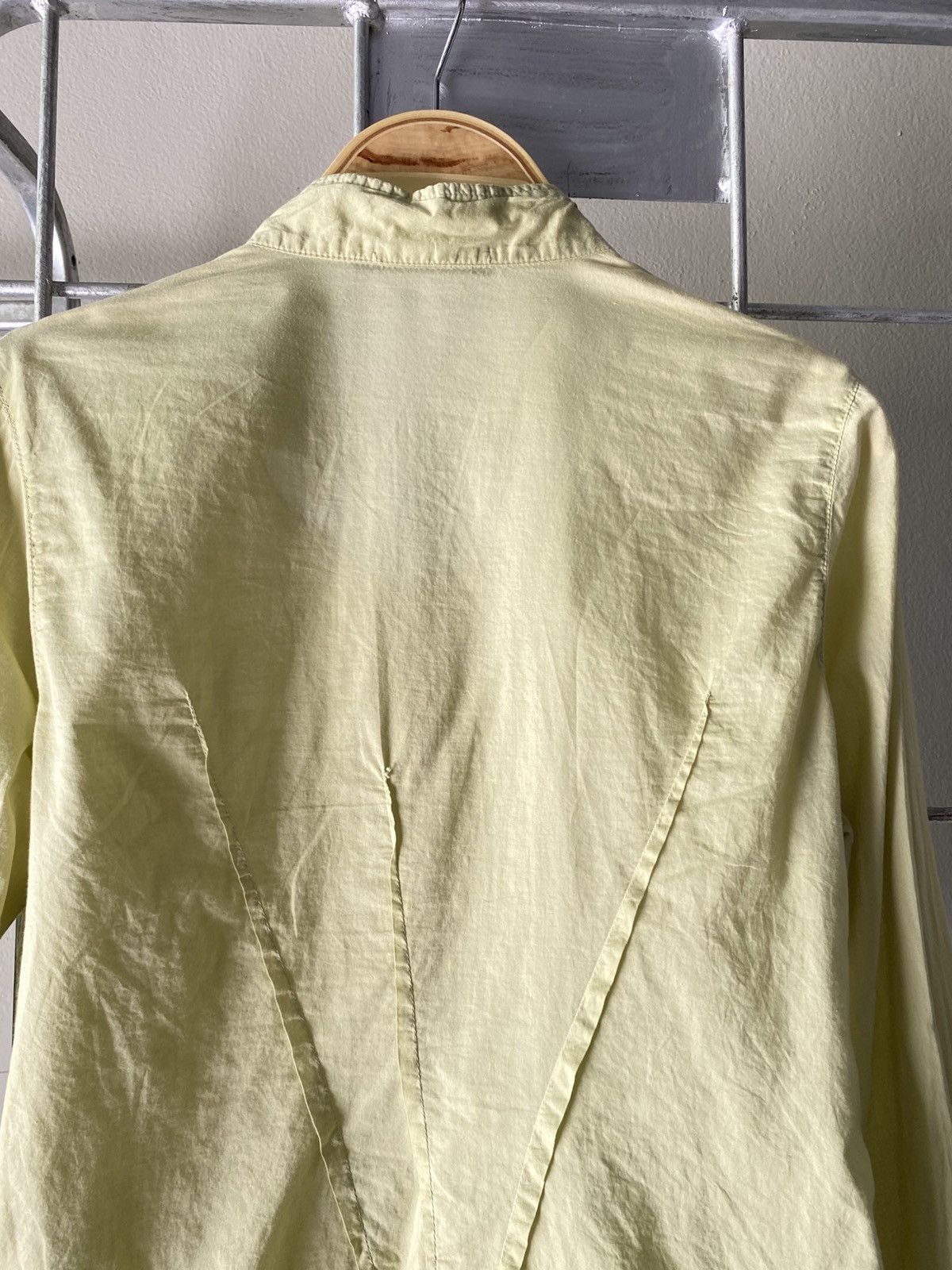 Marithe + Francois Girbaud MARITHE + FRANCOIS GIRBAUD Light Yellow Button-Up Blouse Size ONE SIZE - 16 Thumbnail