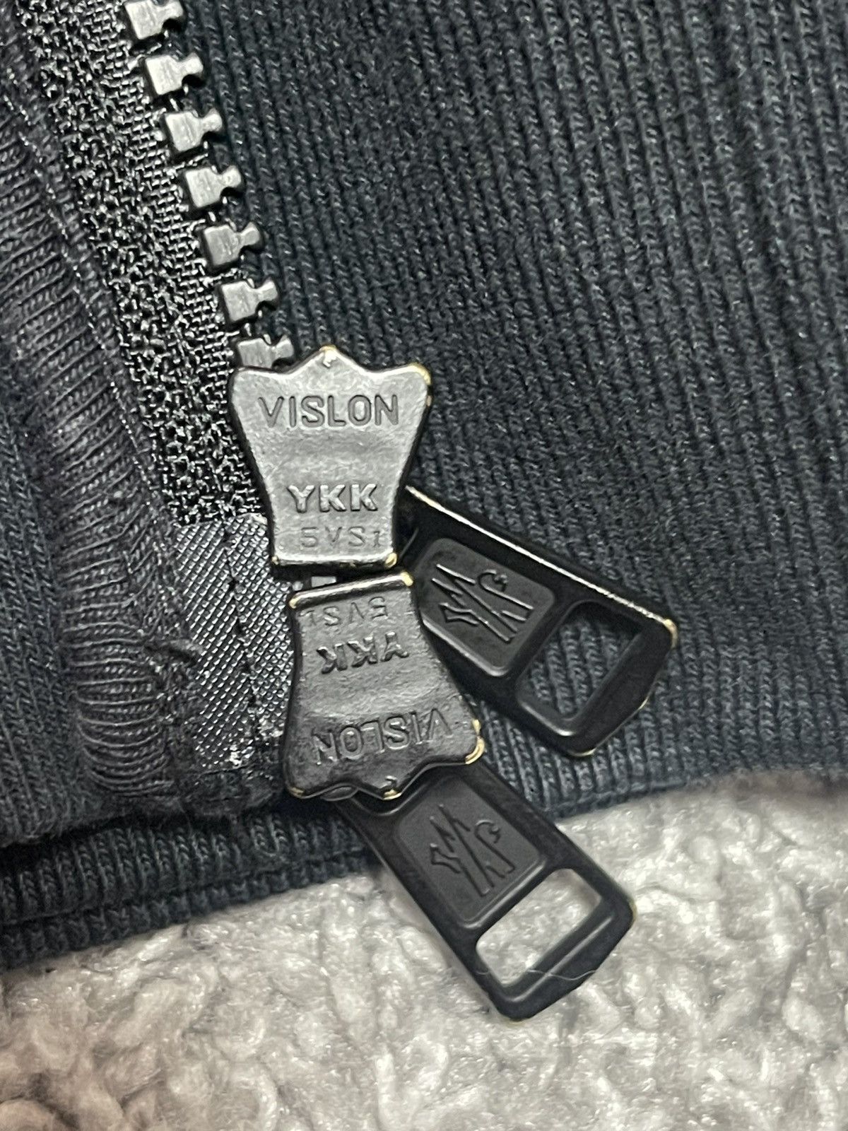 Fragment Design × Moncler MONCLER FRAGMENT ZIP HOODIE WORLD TOUR 2019 SIZE M-L Size US L / EU 52-54 / 3 - 18 Thumbnail