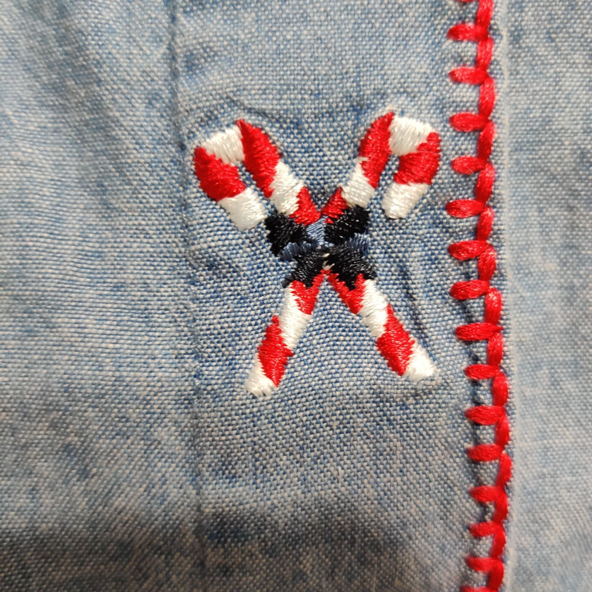 Vintage Vintage Belle Pointe M Denim Button Shirt Holiday Embroidere Size M / US 6-8 / IT 42-44 - 4 Thumbnail