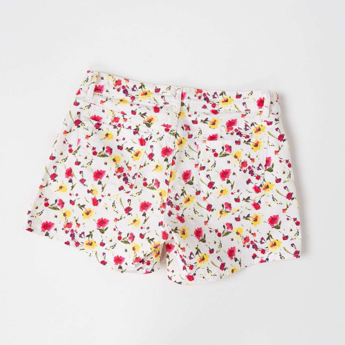 Zara Zara Woman Floral Denim Shorts White Pink Summer Casual Hot Size 30" / US 8 / IT 44 - 2 Thumbnail