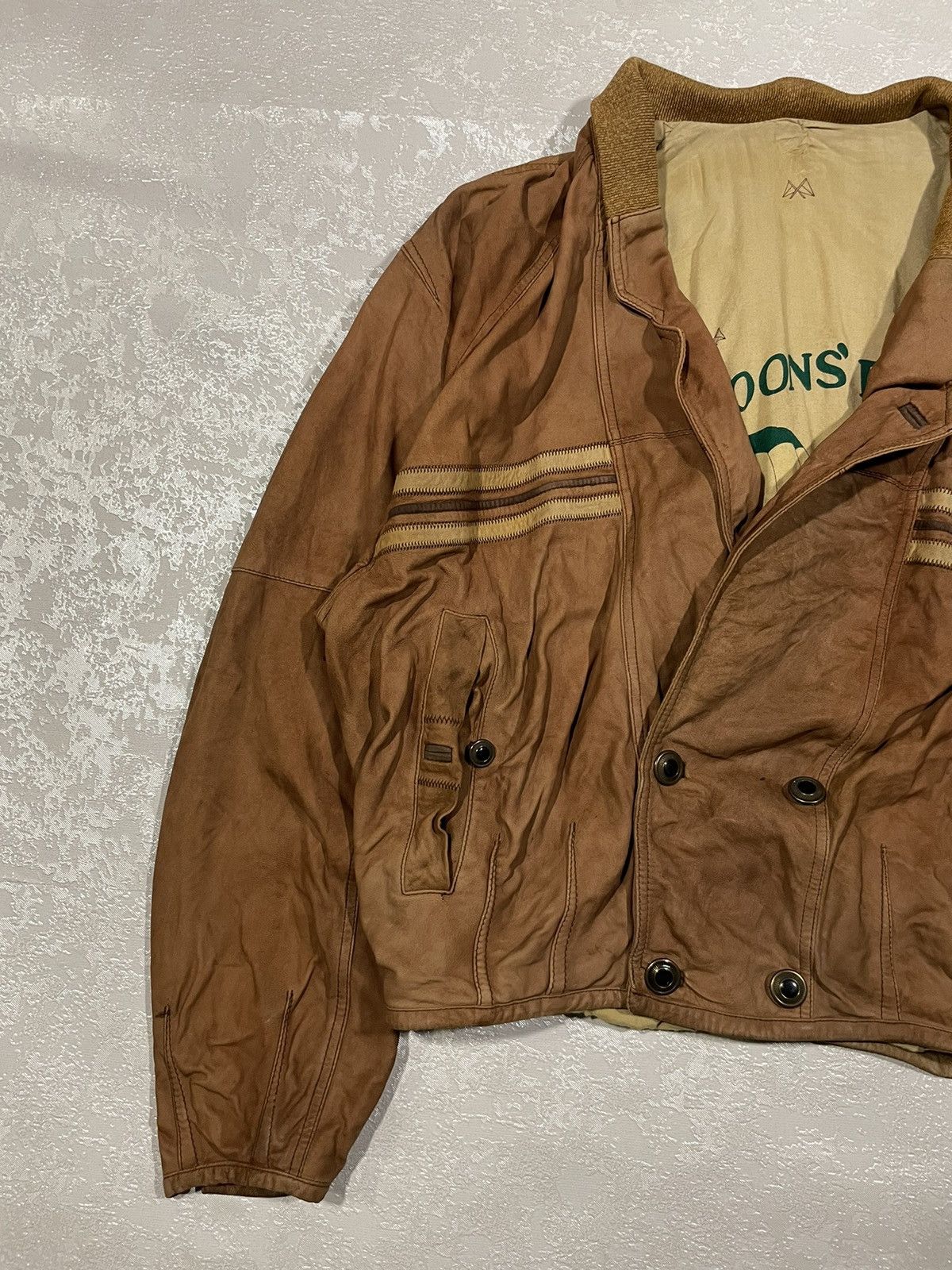 Vintage suede leather balster jacket, made in Italy, size L, men's size L Genuine Leather Suede Leather black type Vintage Second Hand