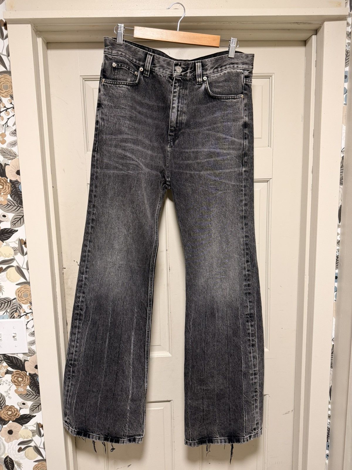 Balenciaga BALENCIAGA LOST TAPE DENIM JEANS Size US 32 / EU 48 - 1 Thumbnail