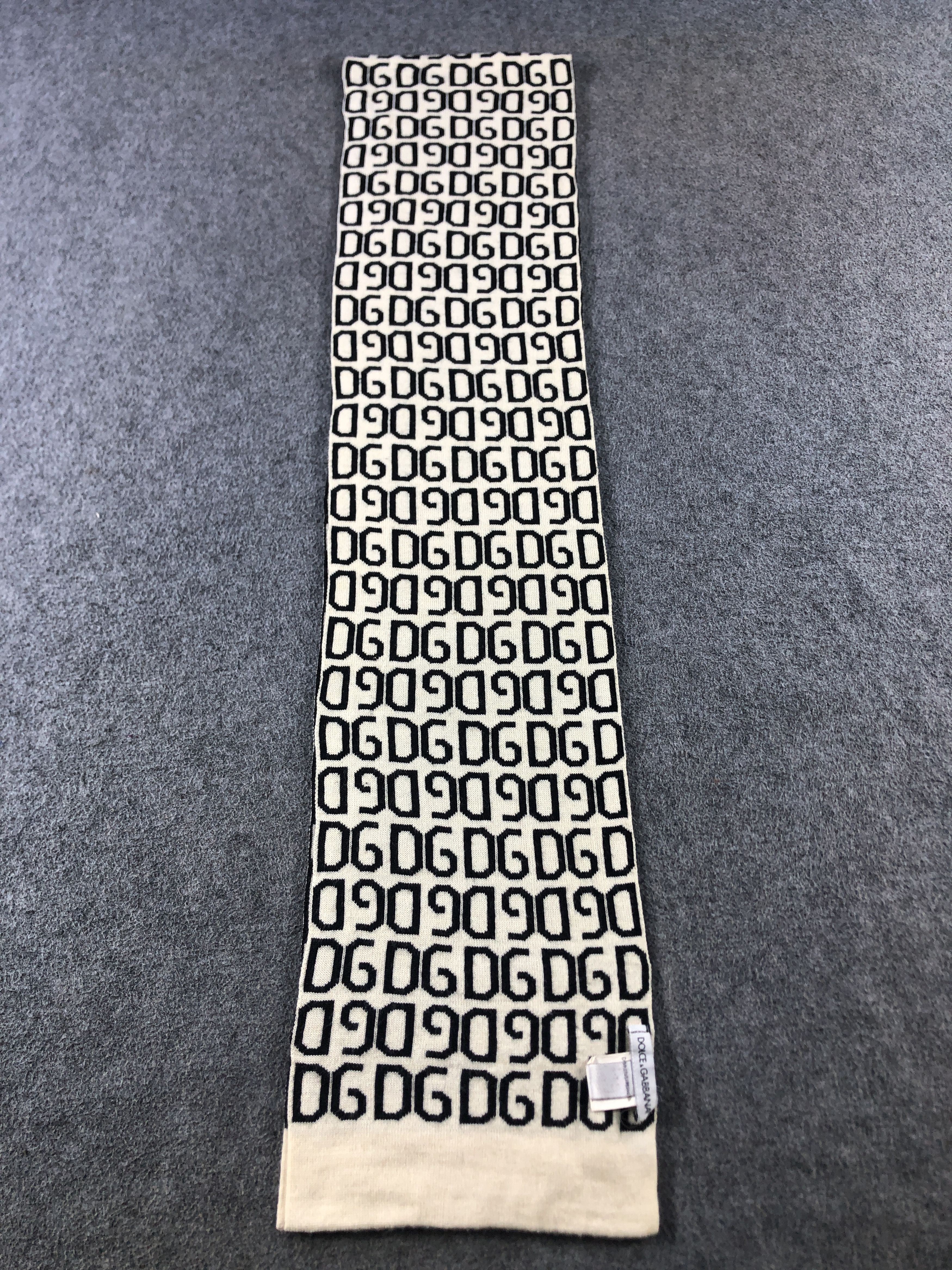 Dolce & Gabbana Dolce & Gabbana Scarf / Muffler / Neckwear P933 Size ONE SIZE - 2 Thumbnail