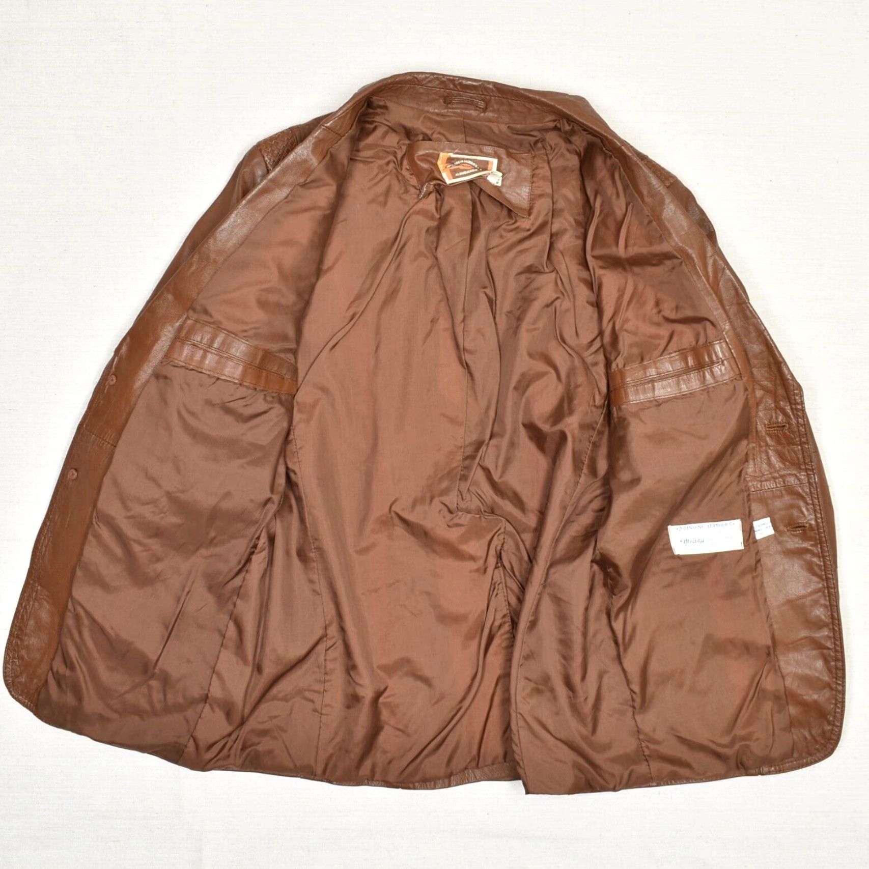 VINTAGE Pioneer Wear Leather Jacket Brown 2-Button New Mexico Women 44 Size Regular Jacket Womens Men’s?