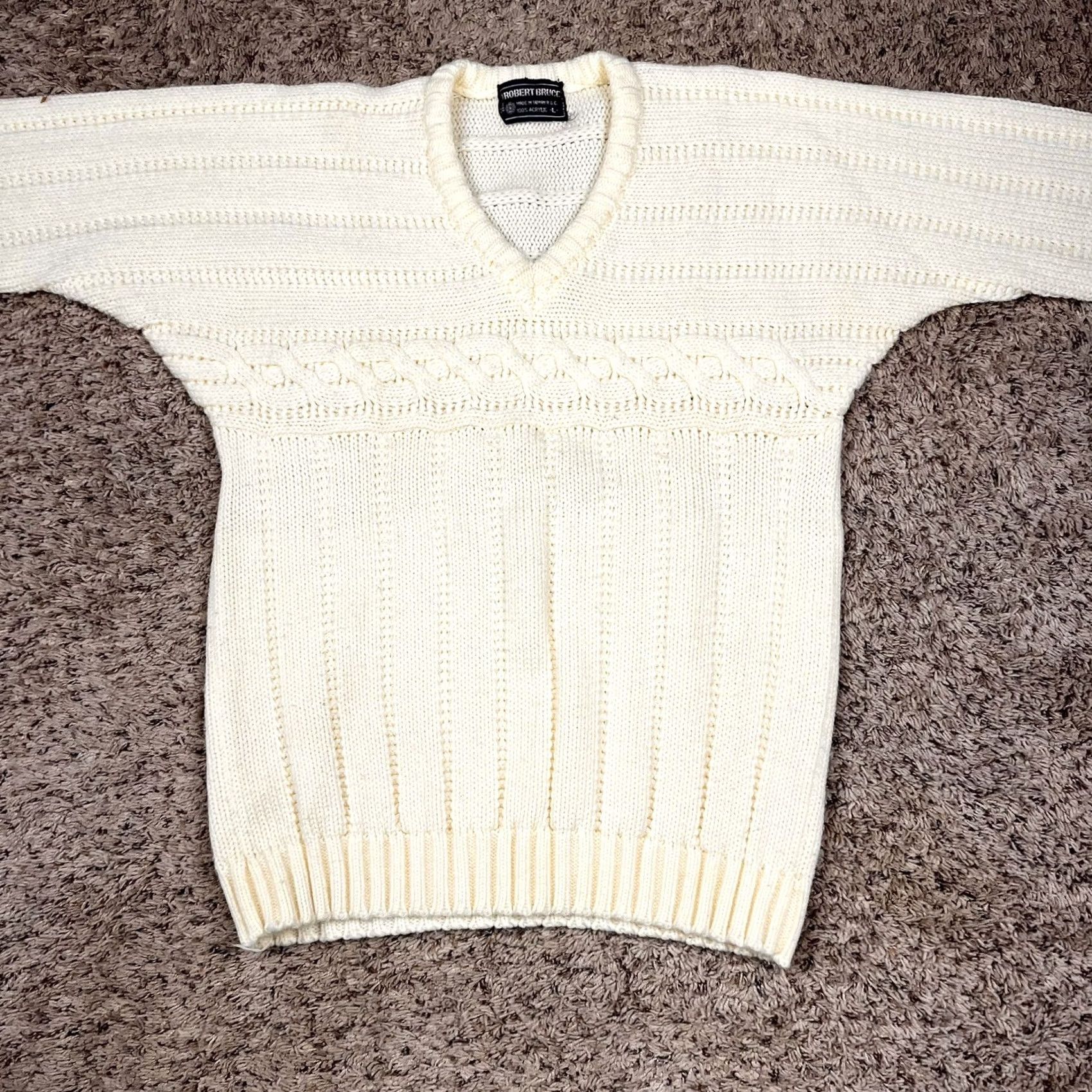 Vintage VINTAGE Robert Bruce Sweater Mens Large V-Neck Pullover Knit 100% Acrylic Beige Long Sleeve 90s Outdoor Style Regular Size US L / EU 52-54 / 3 - 6 Thumbnail