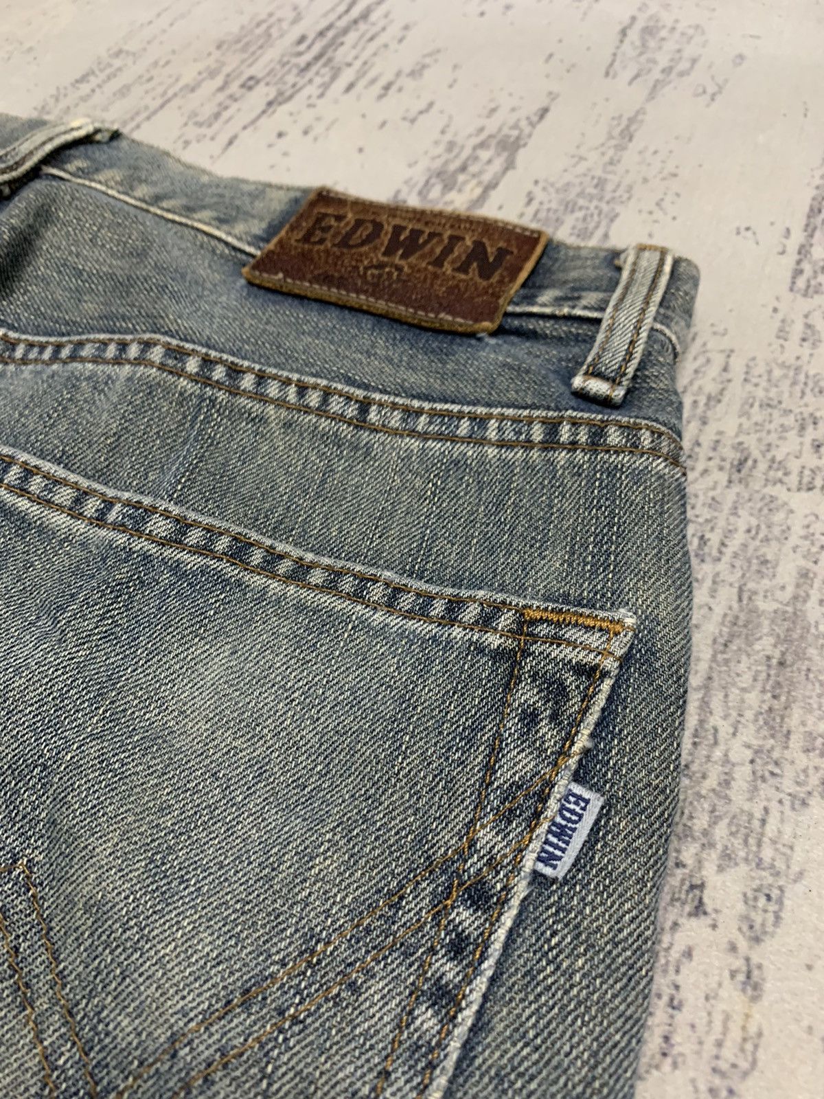 Edwin Edwin 503 Rusty Fade Distressed Straight Leg Denim Size US 30 / EU 46 - 16 Thumbnail