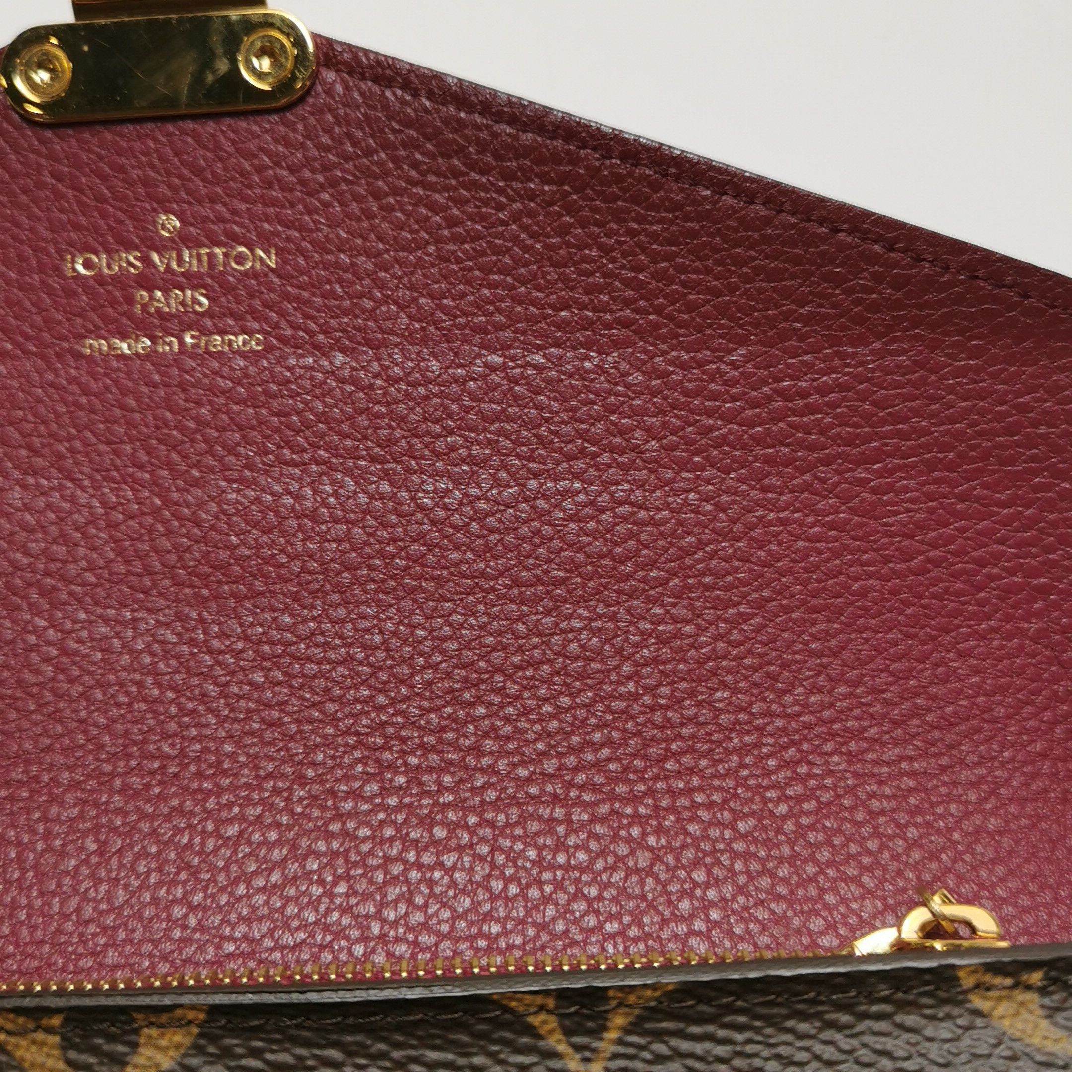 Louis Vuitton Louis Vuitton (LV) PALLAS Legend Bag Large Cowhide Vegetabl Size ONE SIZE - 5 Thumbnail