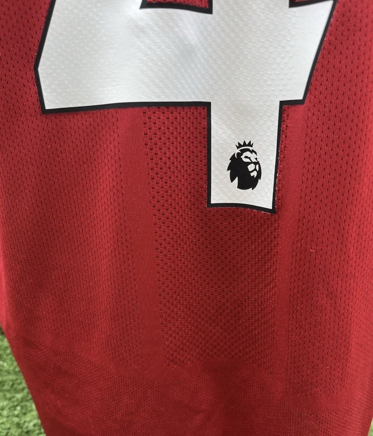 New Balance Jersey van dijk liverpool Size US M / EU 48-50 / 2 - 3 Thumbnail