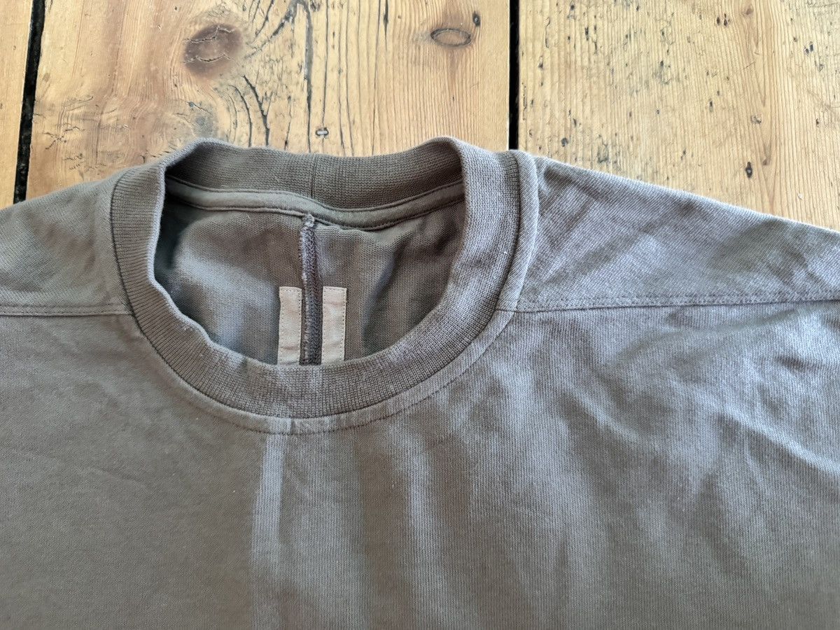 Rick Owens Heavy cotton Tommy tee in Dust Size US XXL / EU 58 / 5 - 2 Thumbnail
