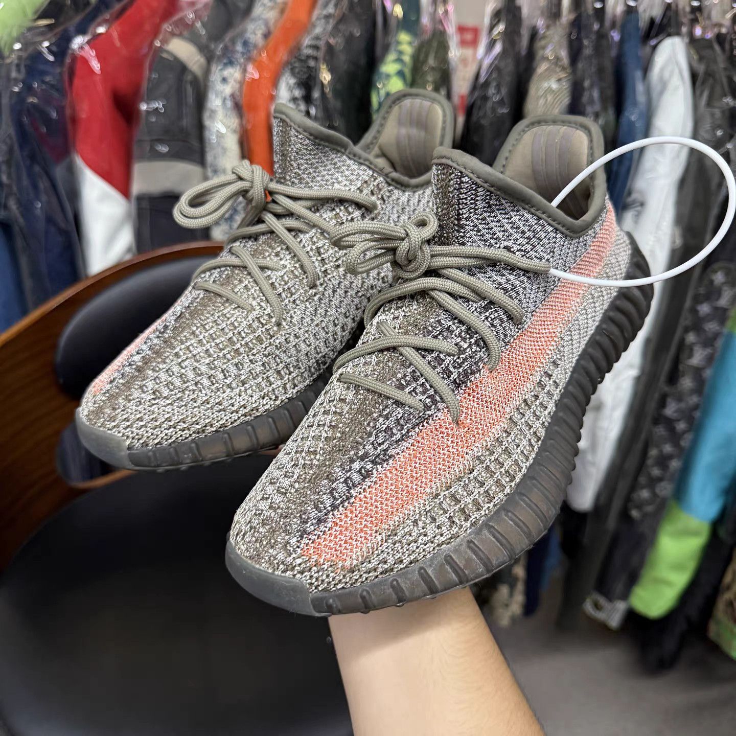 Adidas adidas Yeezy Boost 350 V2 Volcanic Ash Sneakers K15 Size US 7 / EU 40 - 5 Thumbnail