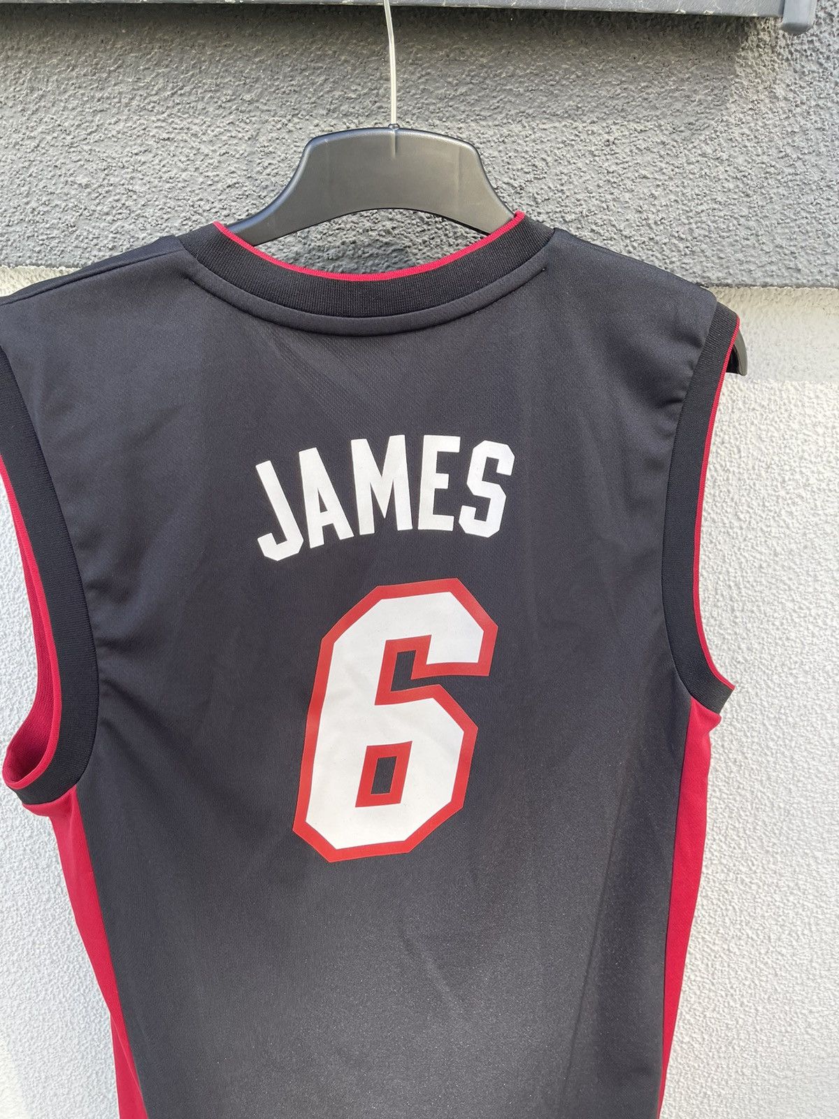 Adidas Adidas Miami #6 James LeBron basketball jersey black Size US S / EU 44-46 / 1 - 10 Thumbnail