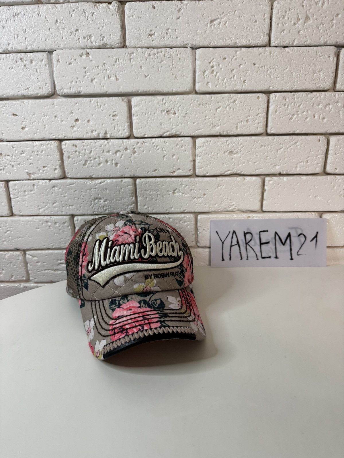 Robin Ruth Miami Beach cap hat Size ONE SIZE - 1 Thumbnail