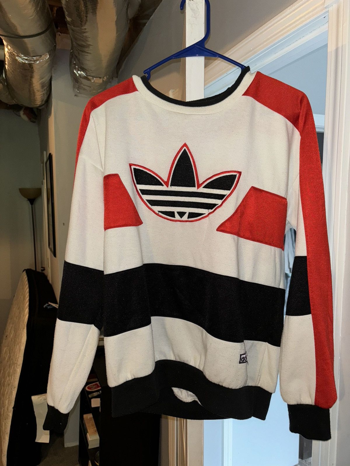 Adidas VINTAGE ADIDAS PULLOVER Size US M / EU 48-50 / 2 - 1 Thumbnail