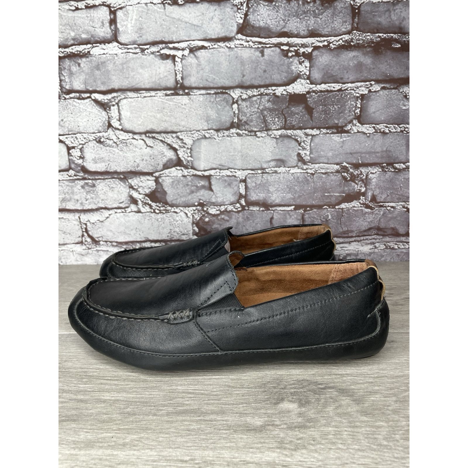 Olukai Olukai Akepa Moc Slip On Loafers Men's size 10.5 Black Leath Size US 10.5 / EU 43-44 - 1 Thumbnail