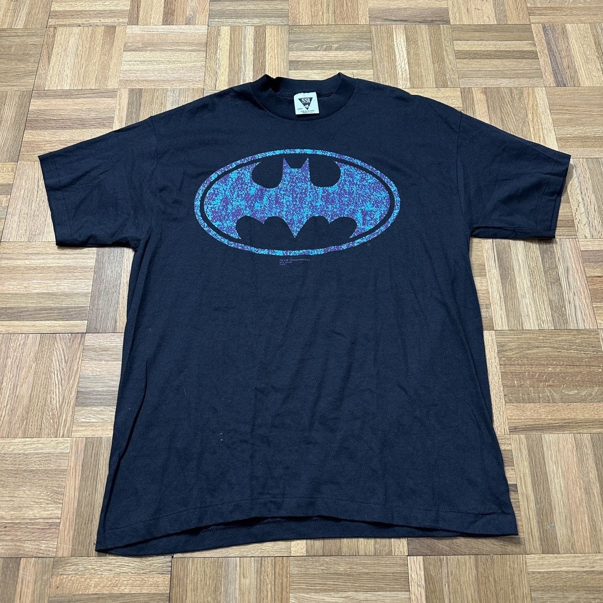 DC Comics Vintage Batman tee Size US L / EU 52-54 / 3 - 1 Thumbnail