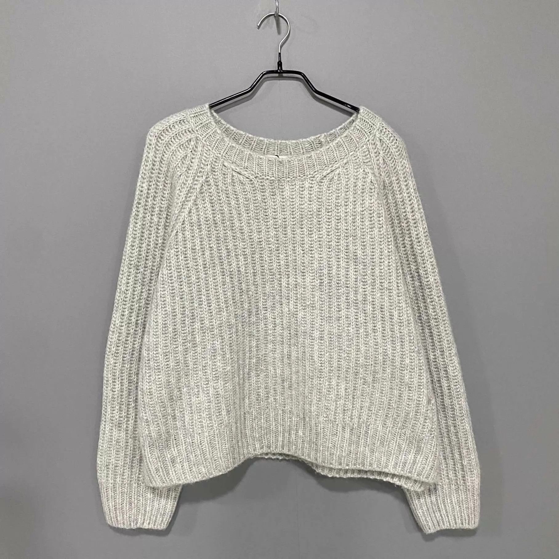 Celine Celine Solid Cashmere Knit Sweater M 99 New Size M / US 6-8 / IT 42-44 - 1 Thumbnail
