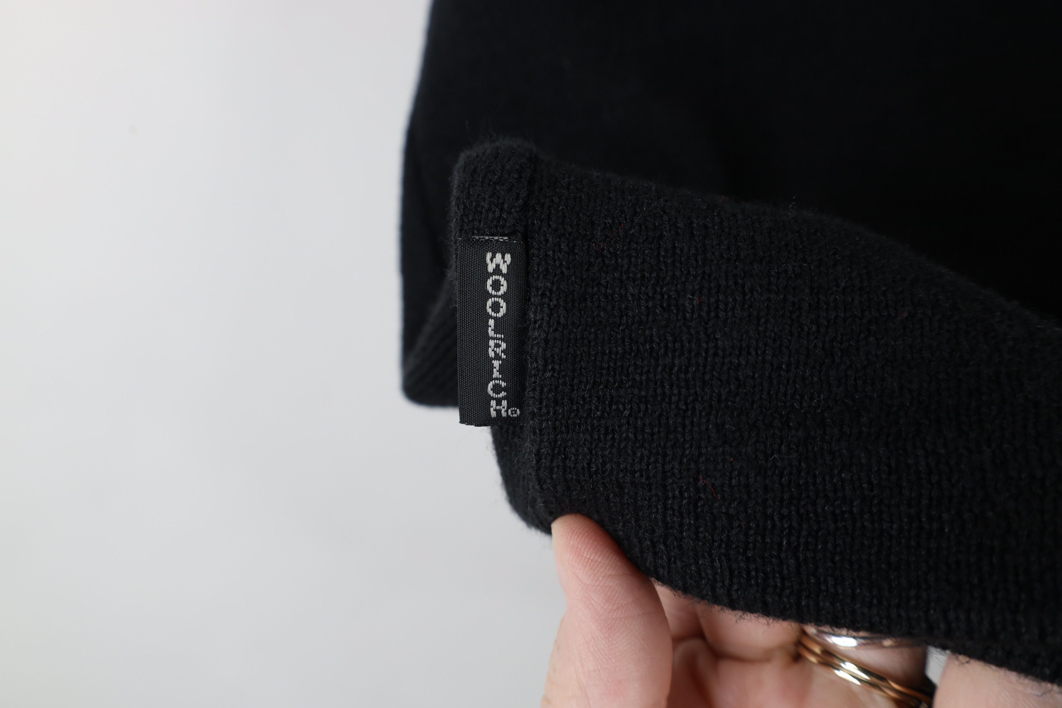 Vintage × Woolrich Woolen Mills Vintage 90s Woolrich Snowman Dog Knit Sweater Vest Black Size L / US 10 / IT 46 - 11 Thumbnail