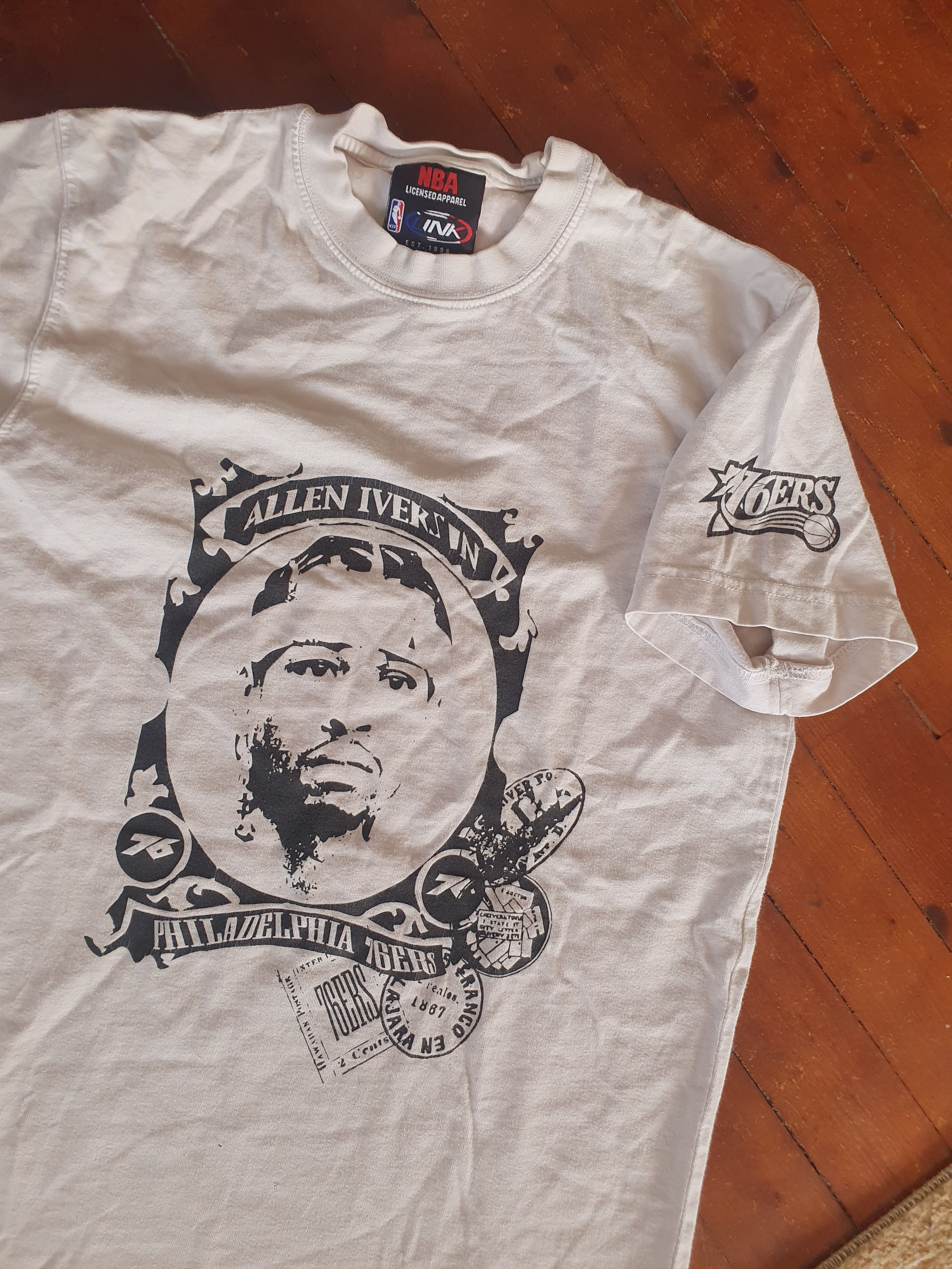 NBA Alan Iverson NBA Philadelphia 76ers UNK t-shirt sz M Size US M / EU 48-50 / 2 - 1 Thumbnail