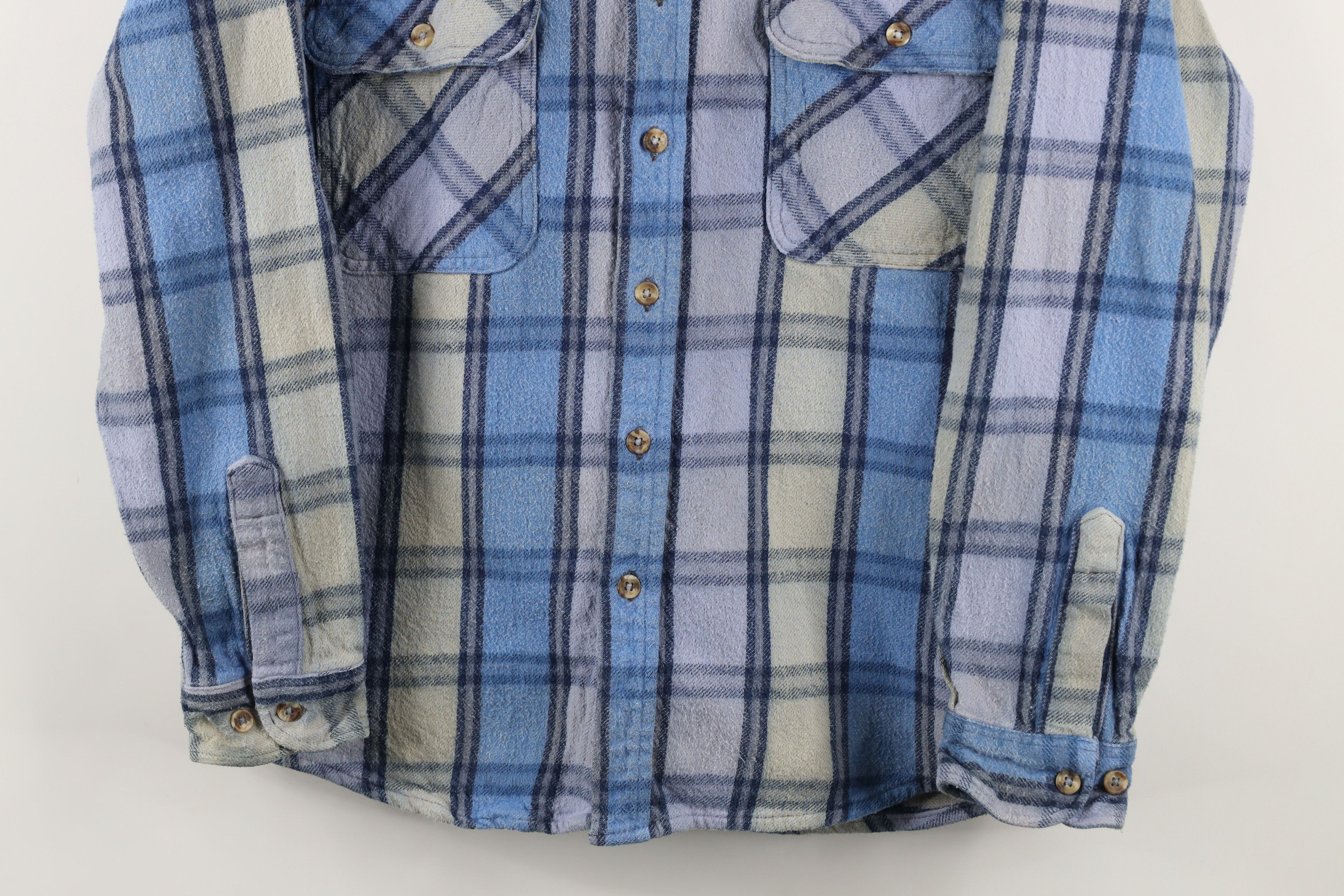 Vintage Vintage 90s Streetwear Heavyweight Button Shirt Plaid Size US L / EU 52-54 / 3 - 3 Thumbnail