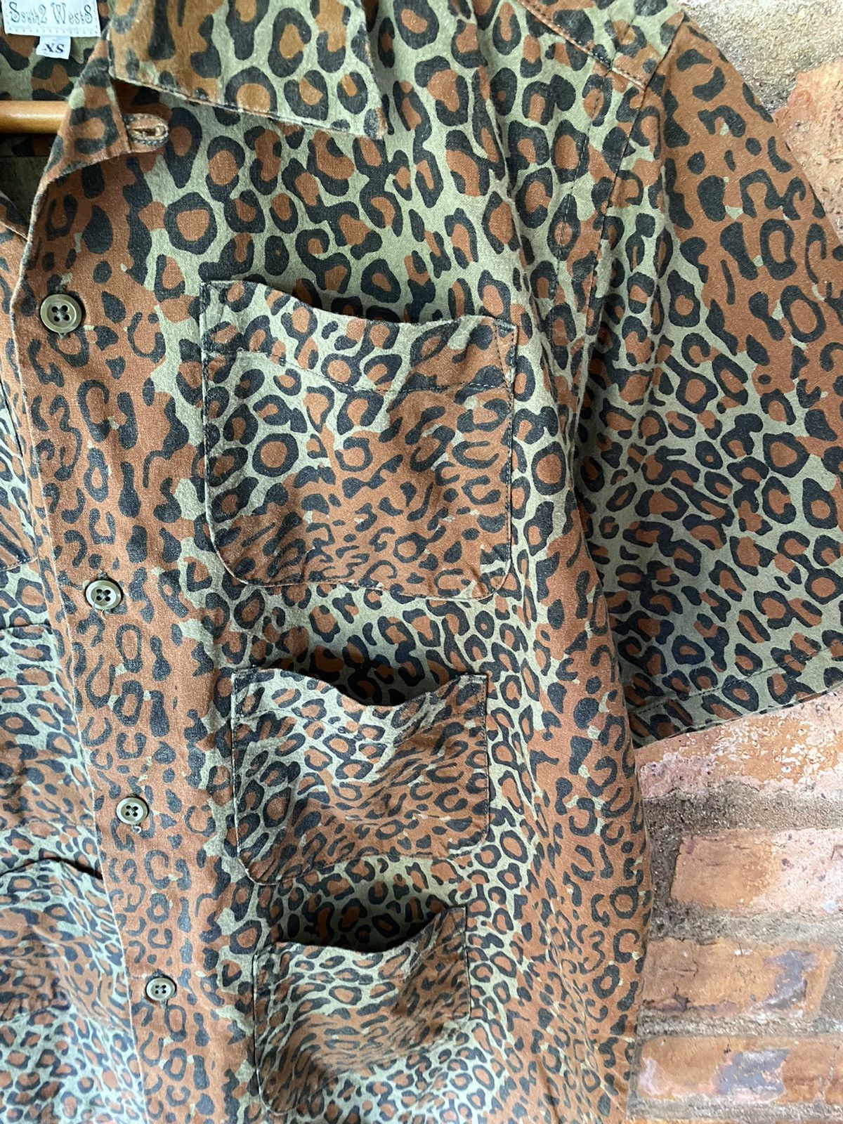 South2 West8 2000s S2W8 6 Pocket leopard shirt Size US S / EU 44-46 / 1 - 5 Thumbnail