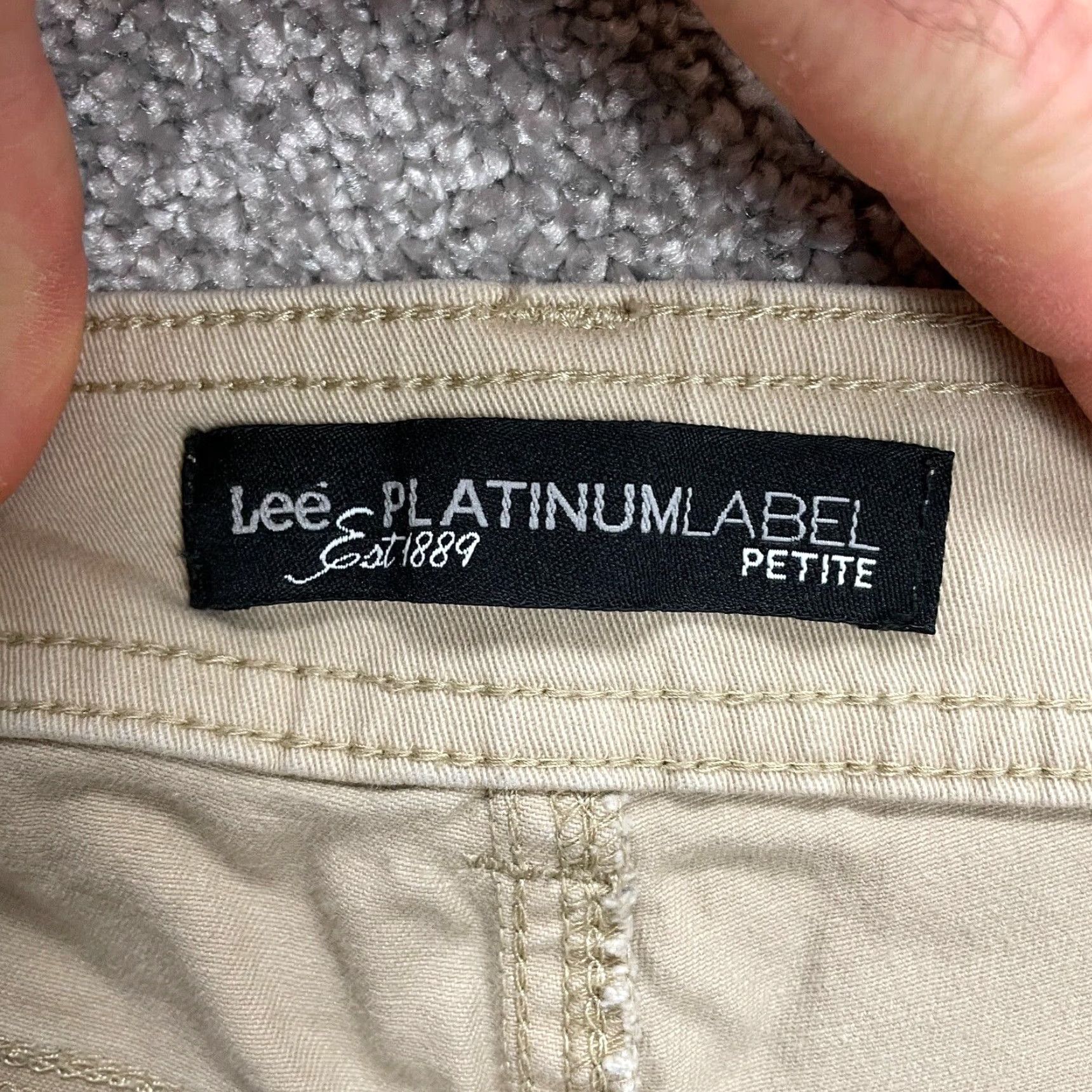 Lee Lee Platinum Label Shorts Women Petite 14P Brown High Rise Chino Casual Womens Size 36" / US 14 / IT 50 - 6 Thumbnail