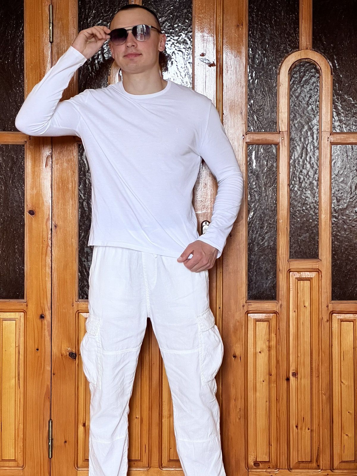 Yves Saint Laurent Yves Saint Laurent t-shirt longsleeve white logo luxury mens Size US L / EU 52-54 / 3 - 2 Thumbnail