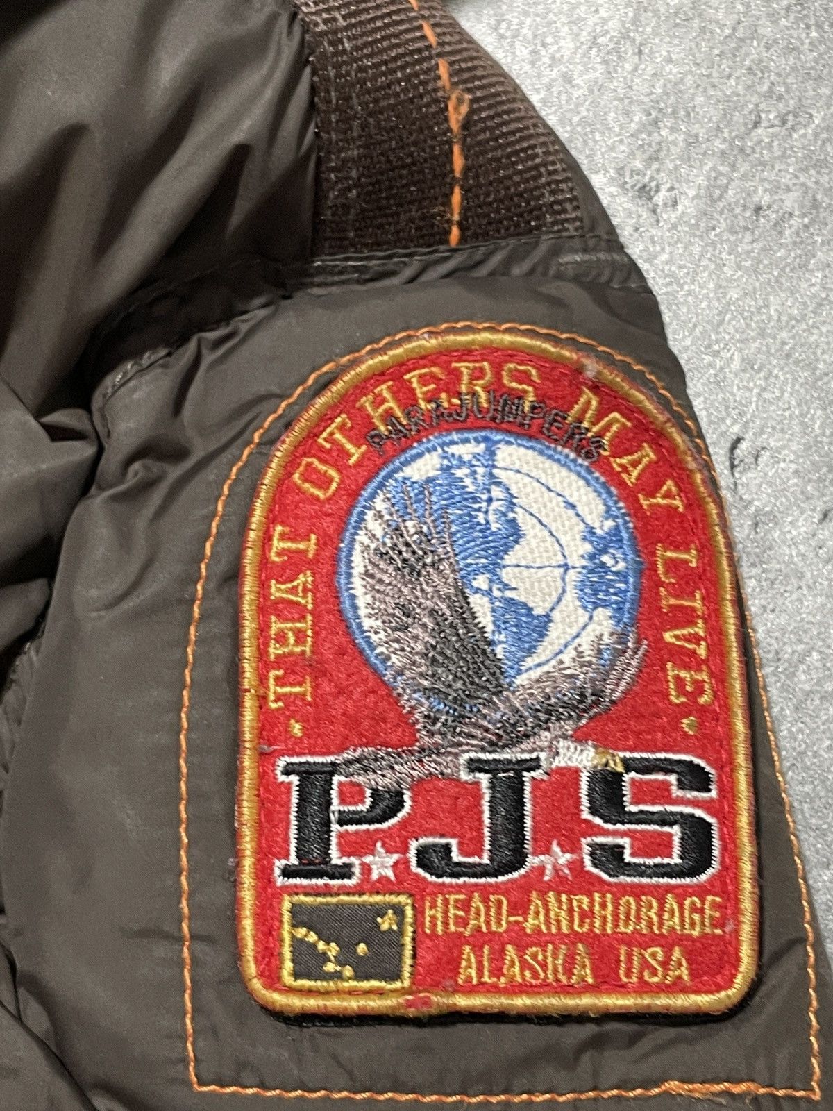 Parajumpers Parajumpers long puffer fur jacket military 2000s rare Size US L / EU 52-54 / 3 - 10 Thumbnail