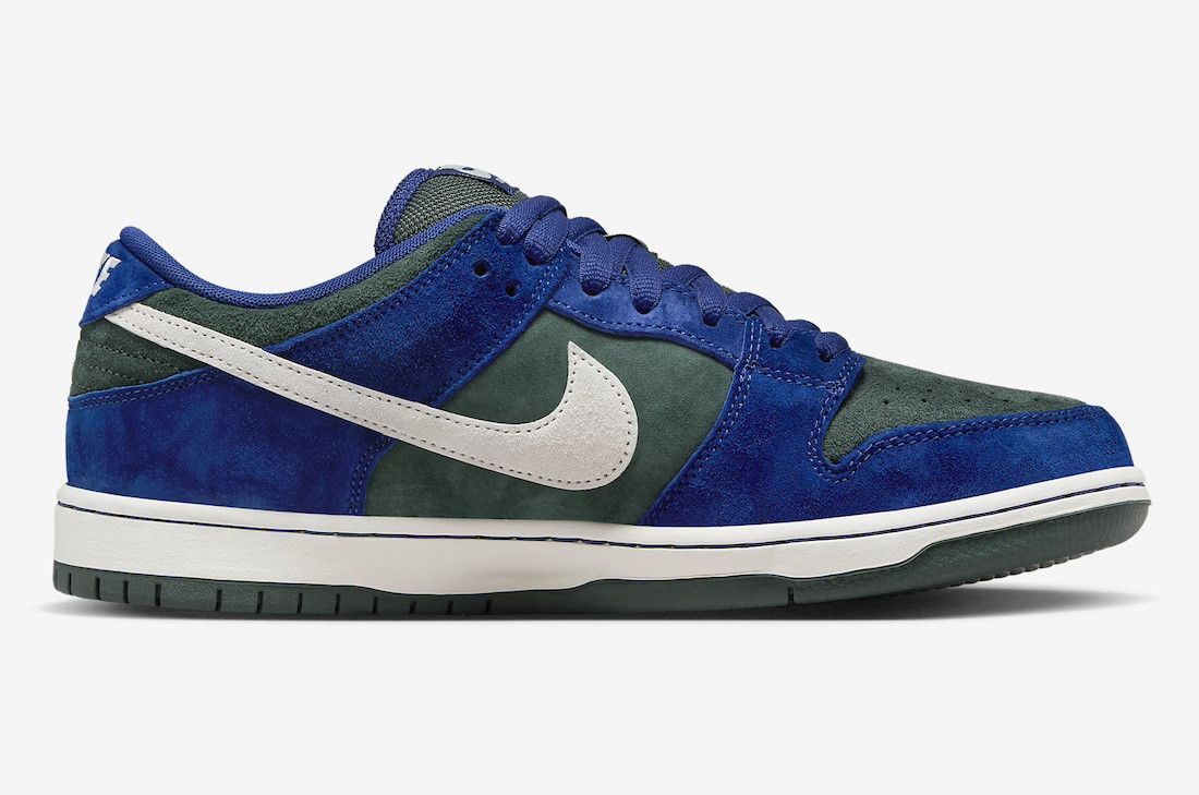 Nike Nike SB Dunk Low Pro Deep Royal Blue - HF3704 400 7.5/9w Size US 10 / EU 43 - 3 Thumbnail