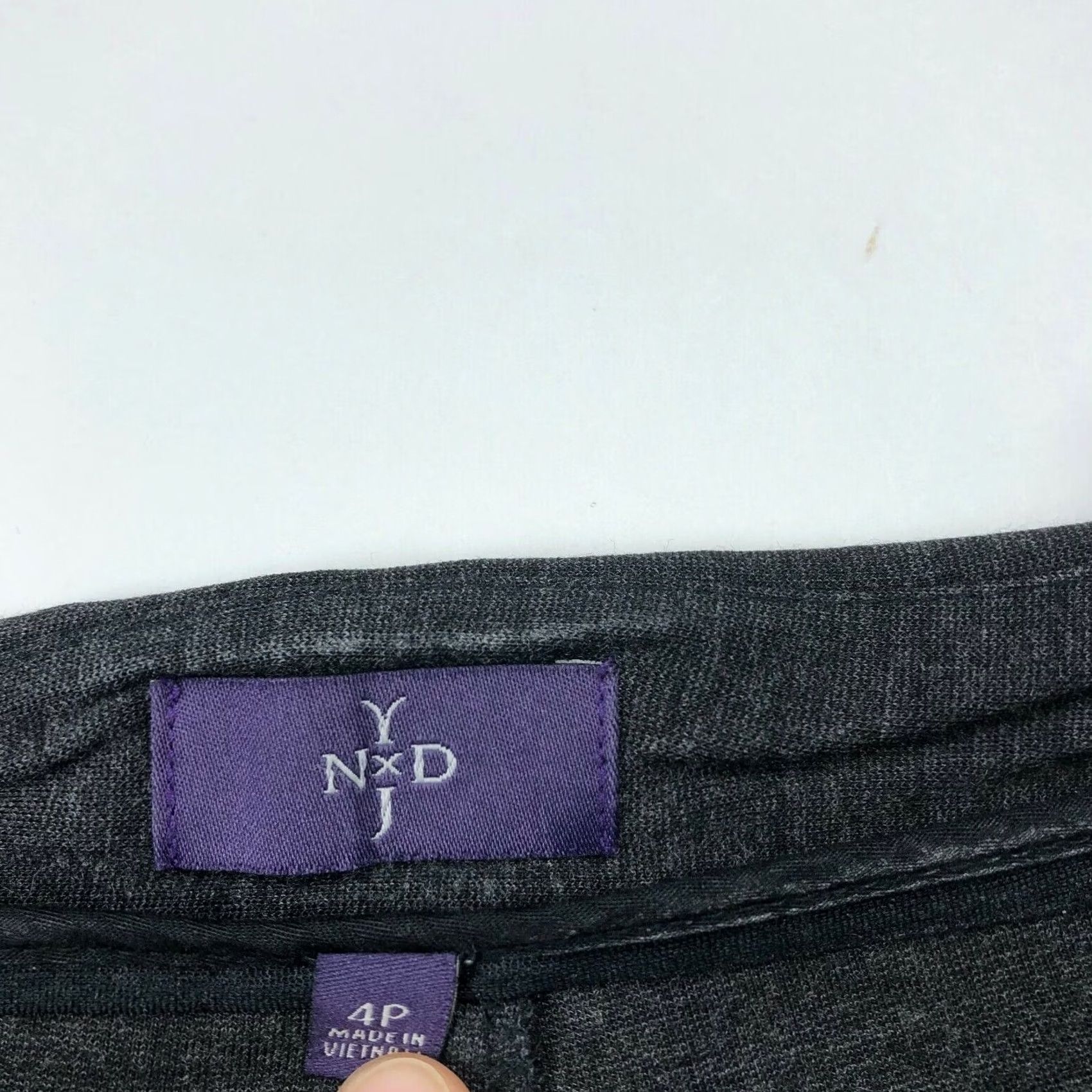 NYDJ VINTAGE NYDJ Trouser Pants Lounge Womens Petite 4P 31W 30L Gray Stretch Zip Mid Rise Inseam 30 Men? Size 24" / US 00 / IT 34 - 7 Thumbnail