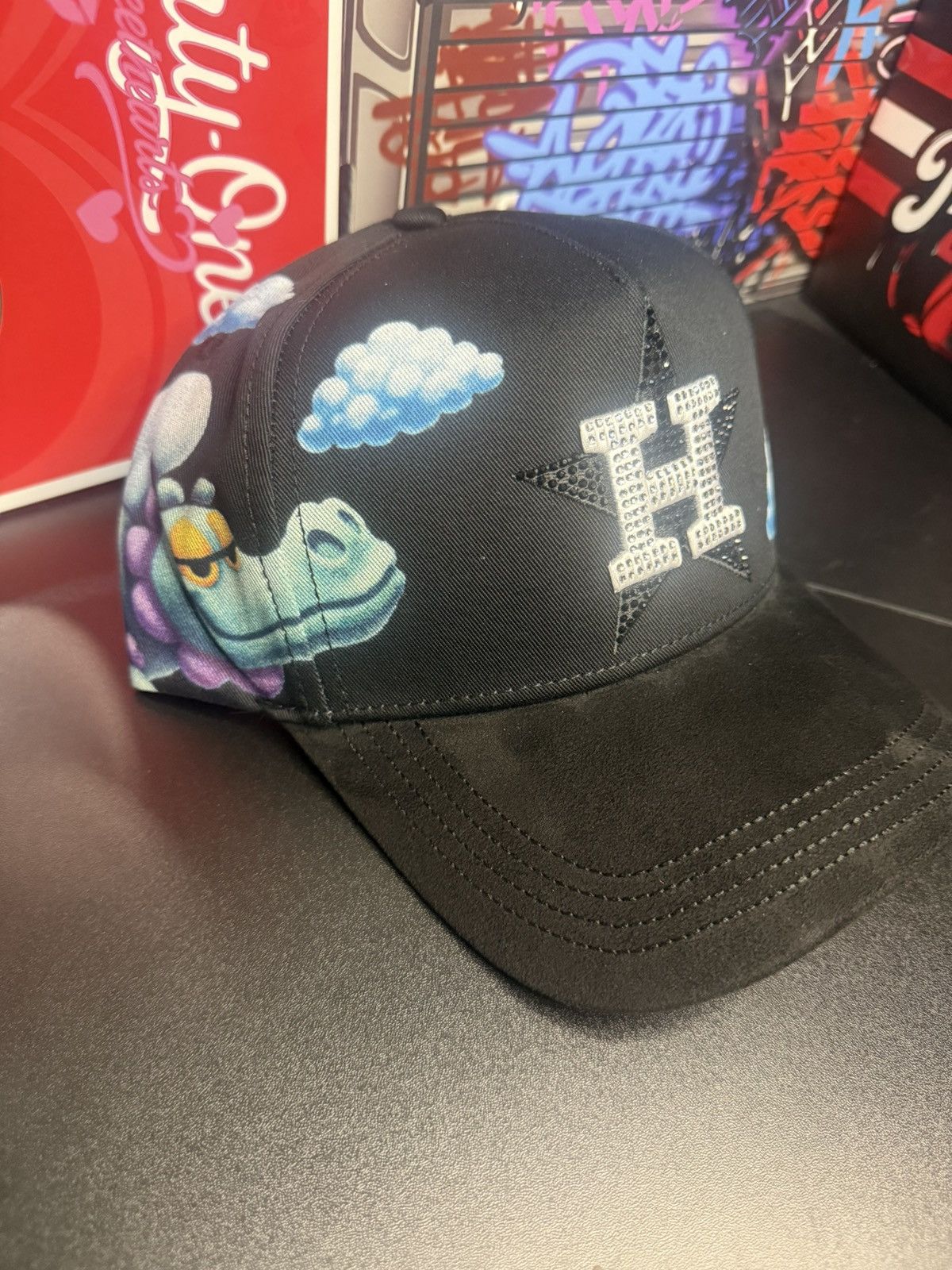 Other Dandy Hats X Junior H Sad Boyz Dias Nublados barbas Size ONE SIZE - 3 Thumbnail