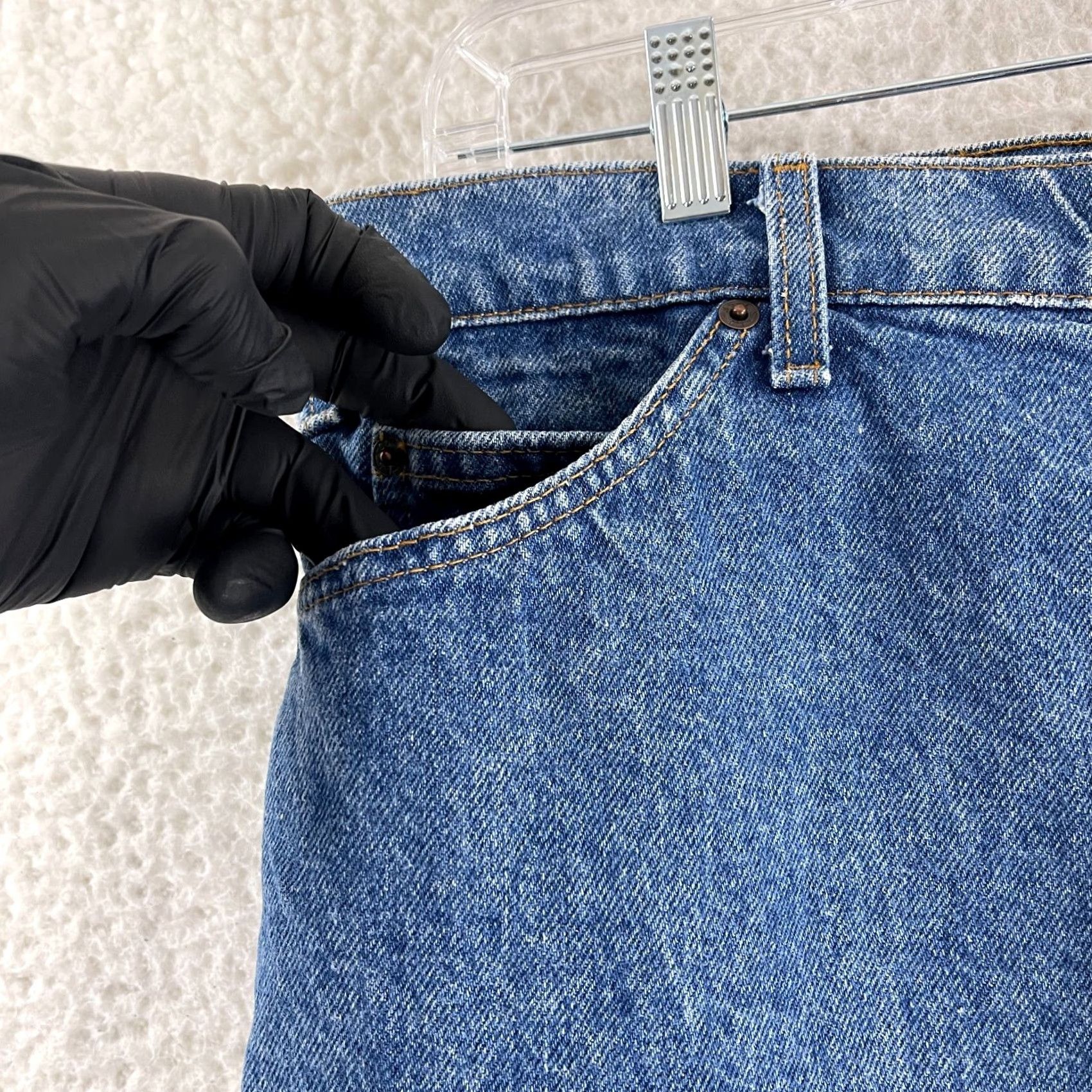 Levi's VINTAGE Levi's Jeans Mens 36x30 Blue Denim Leather Tab Straight Leg Made in USA Jeans Regular Blue 80s 90s USA Mens Size US 36 / EU 52 - 4 Thumbnail