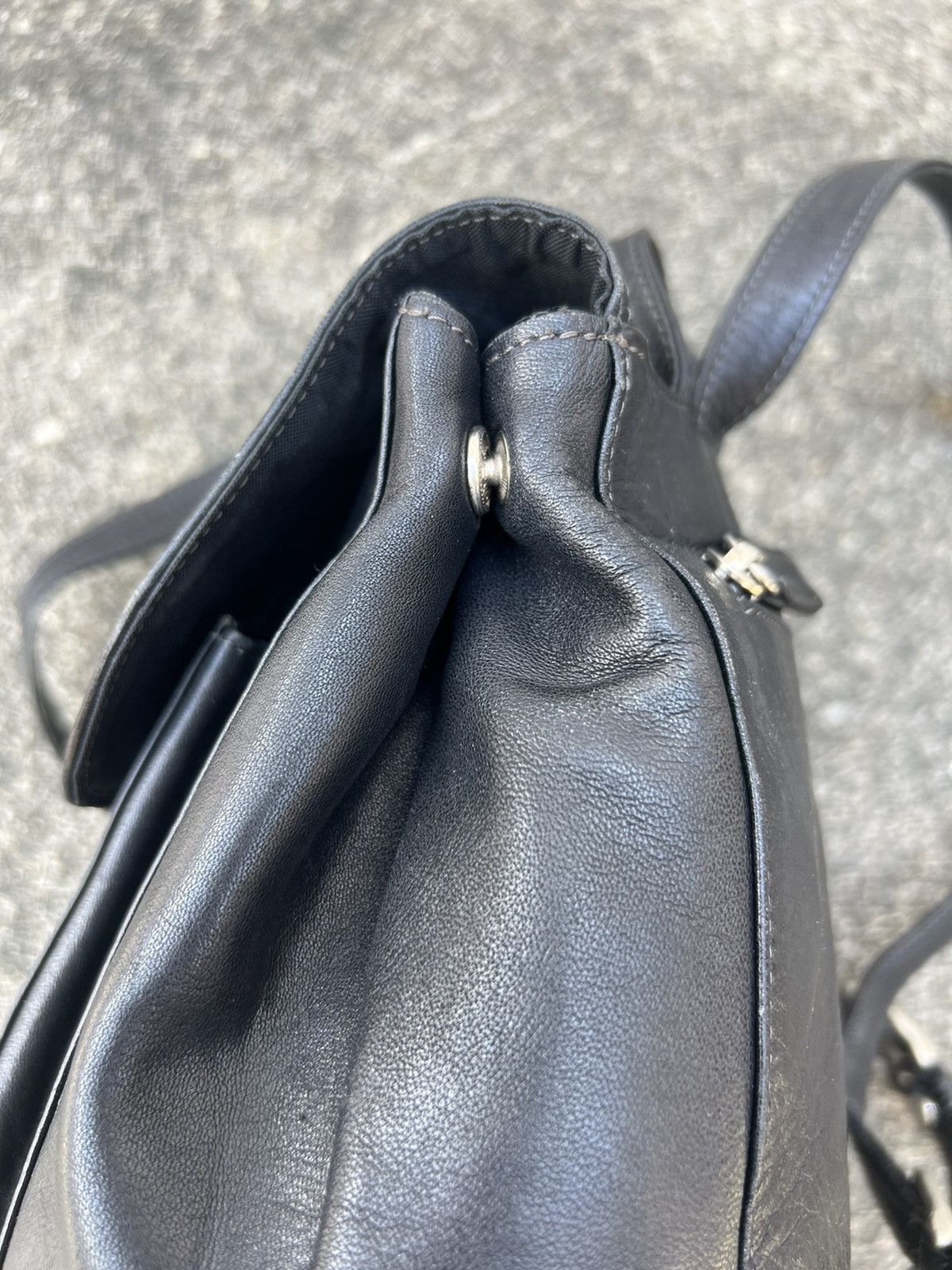 Leather Vintage 80s 90s Norma Kamali Patina Black Leather Backpack Size ONE SIZE - 9 Thumbnail
