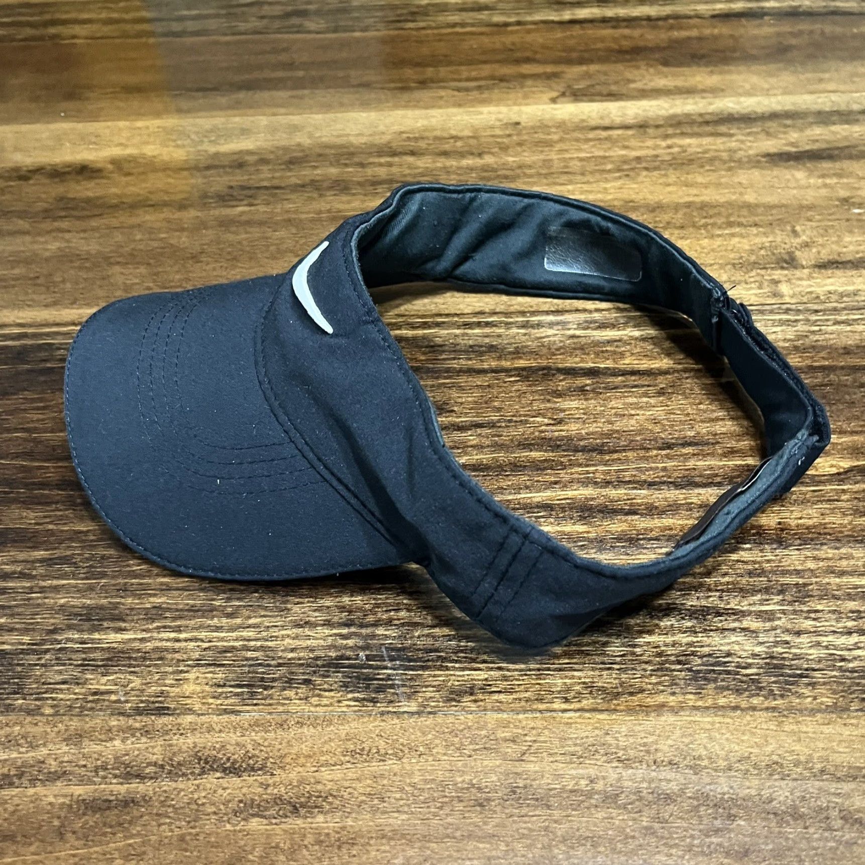 Nike Nike Visor Hat Cap Running Hiking Strap Back Black White Swoosh Dri Fit Cap Men One Size Adjustable Lightweight Breathable Outdoor Sports Casual Best Size ONE SIZE - 3 Thumbnail