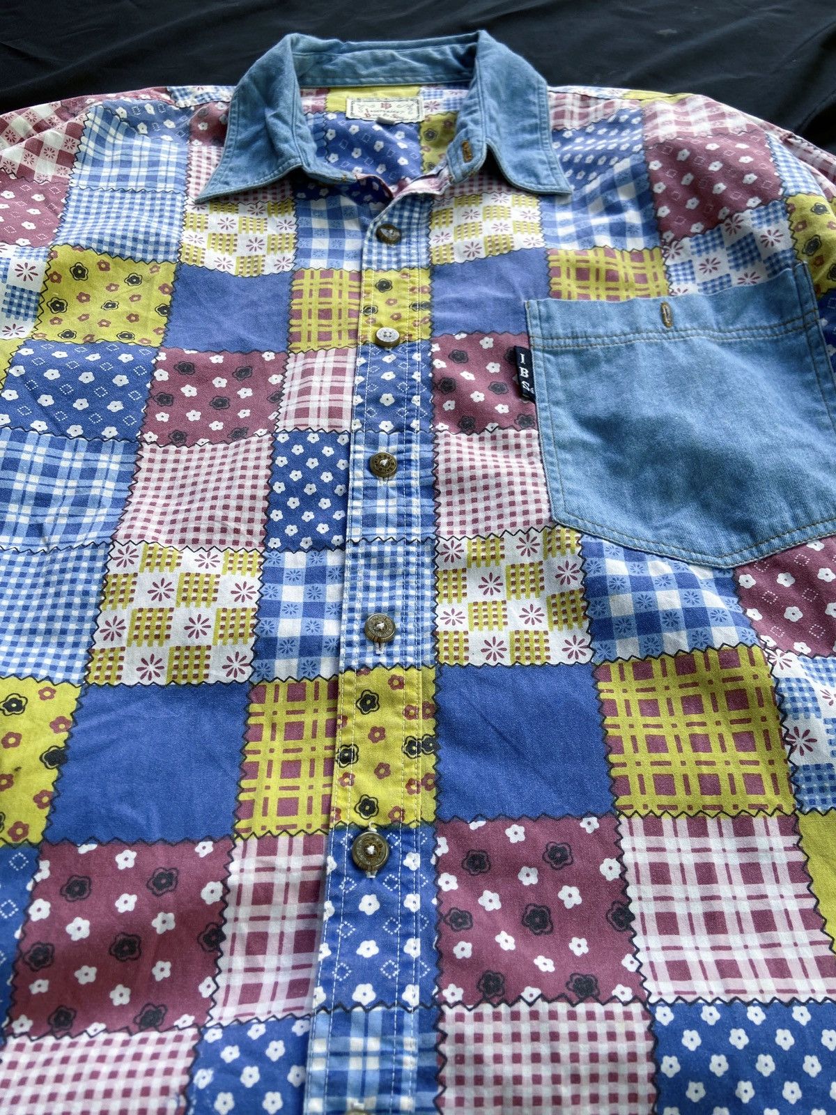 Handmade INDEPENDENT BODY & SOUL PATTERN BUTTON DOWN SHIRT Size US L / EU 52-54 / 3 - 5 Thumbnail