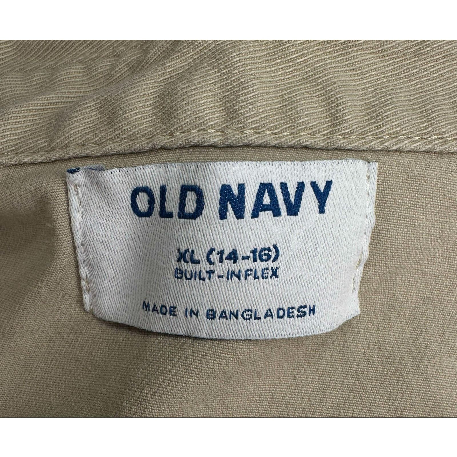 Old Navy Old Navy Built-In Flex Button-Up Shirt Beige Boys L (14-16) Size US L / EU 52-54 / 3 - 4 Thumbnail