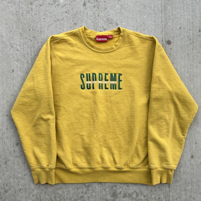 Supreme crewneck clearance world famous