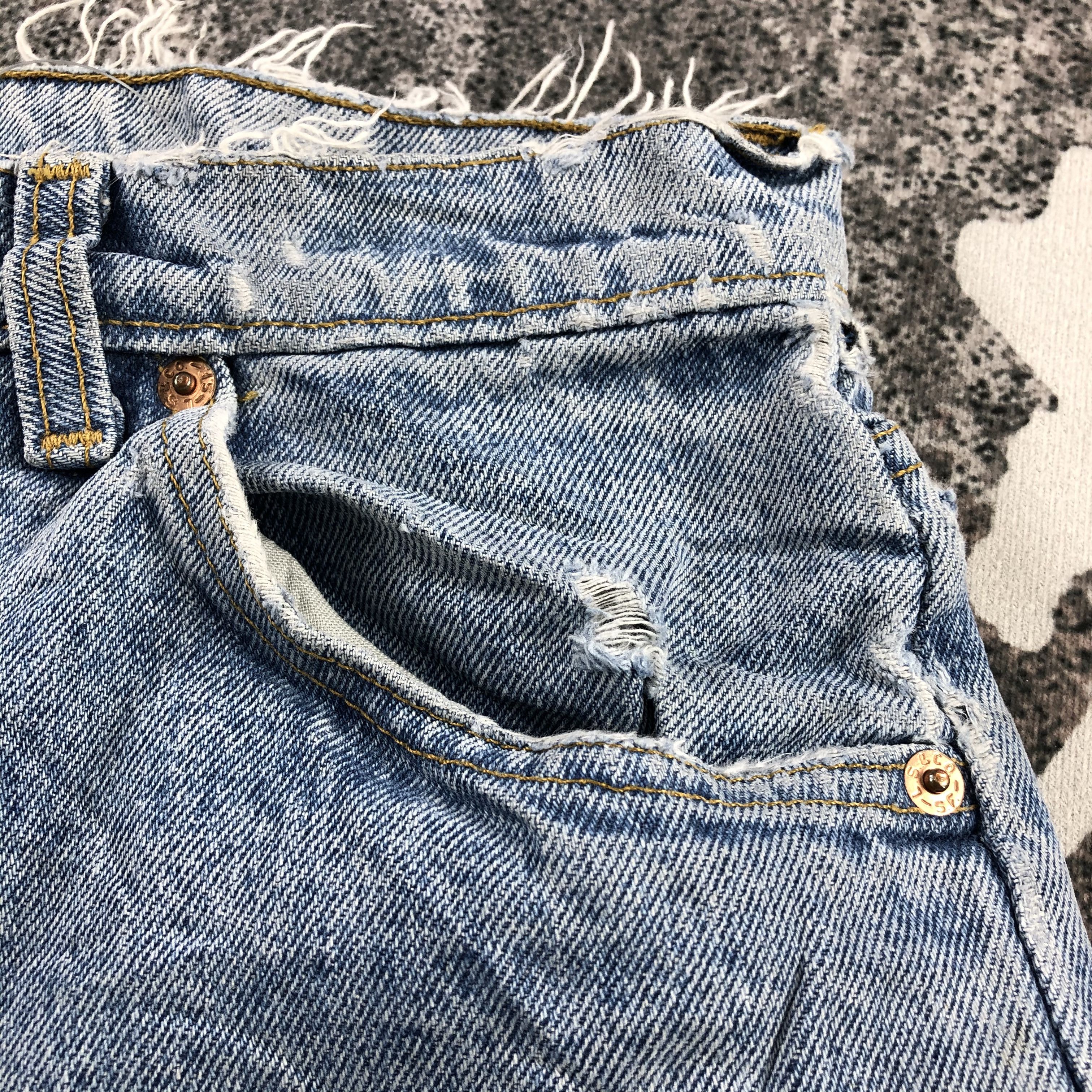 Levi's Vintage 90s Levis 619 Jeans Faded Blue Denim KJ1040 Size US 28 / EU 44 - 15 Thumbnail