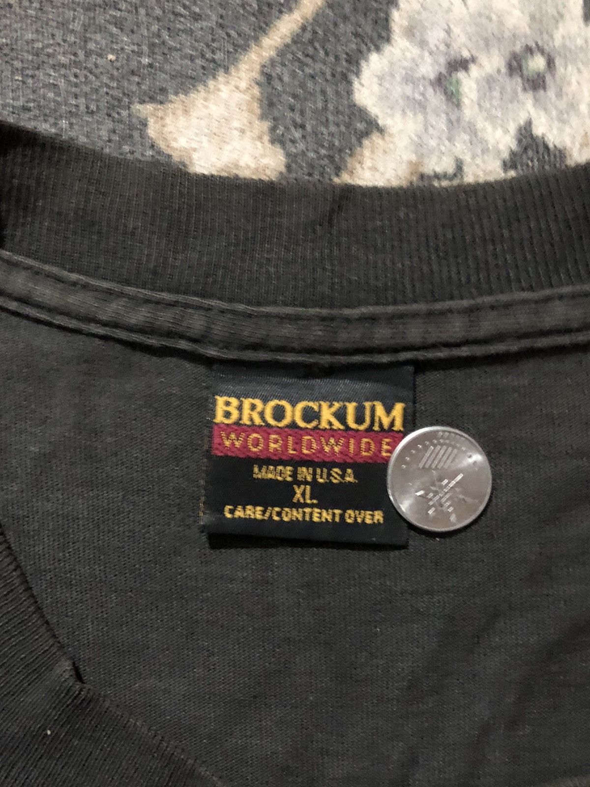 VINTAGE MOTLEY CRUE 94's HOOLIGANS HOLIDAY BROCKUM TAG