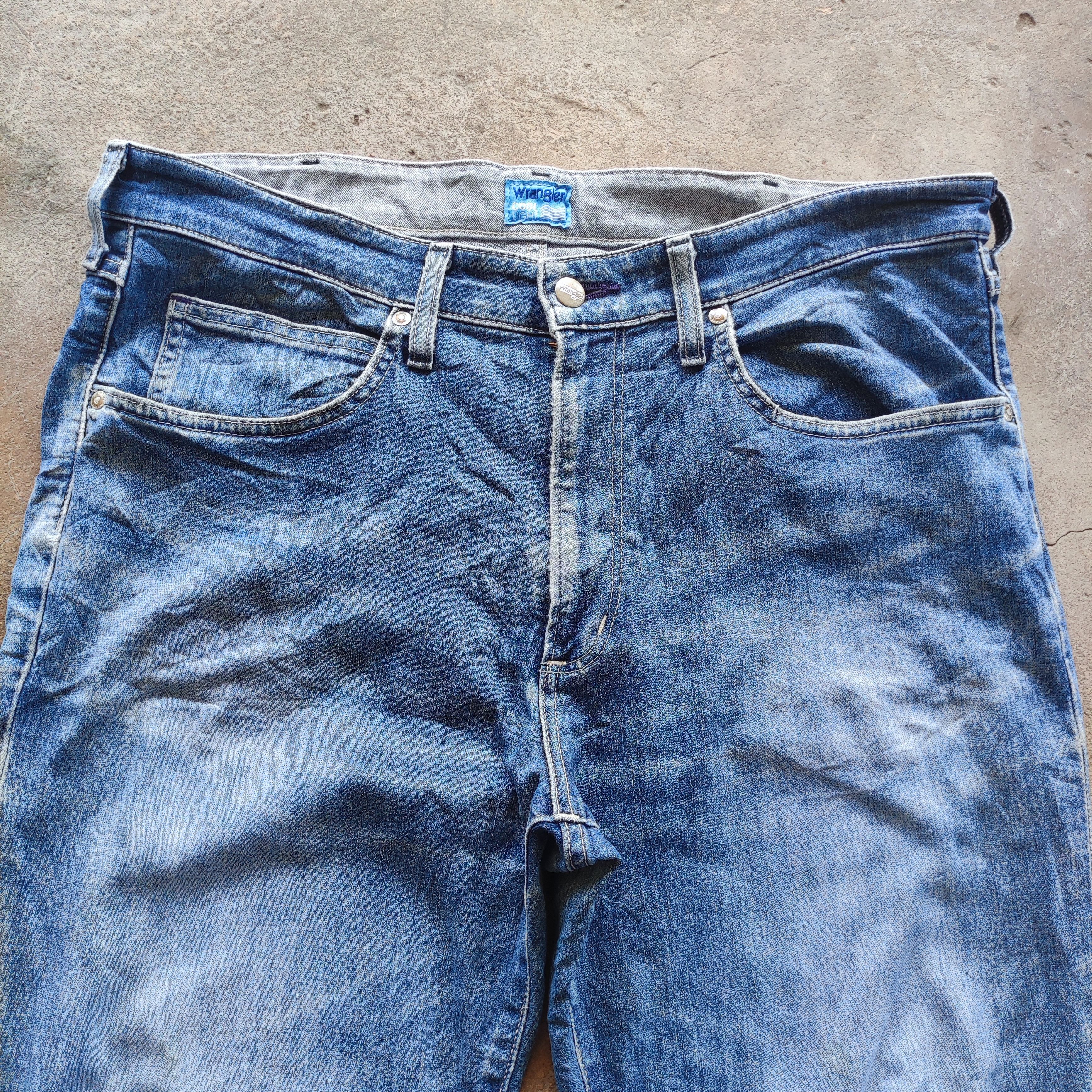 Wrangler Vintage Wrangler Brand Faded Jeans Ripped Pants Size US 37 - 3 Thumbnail