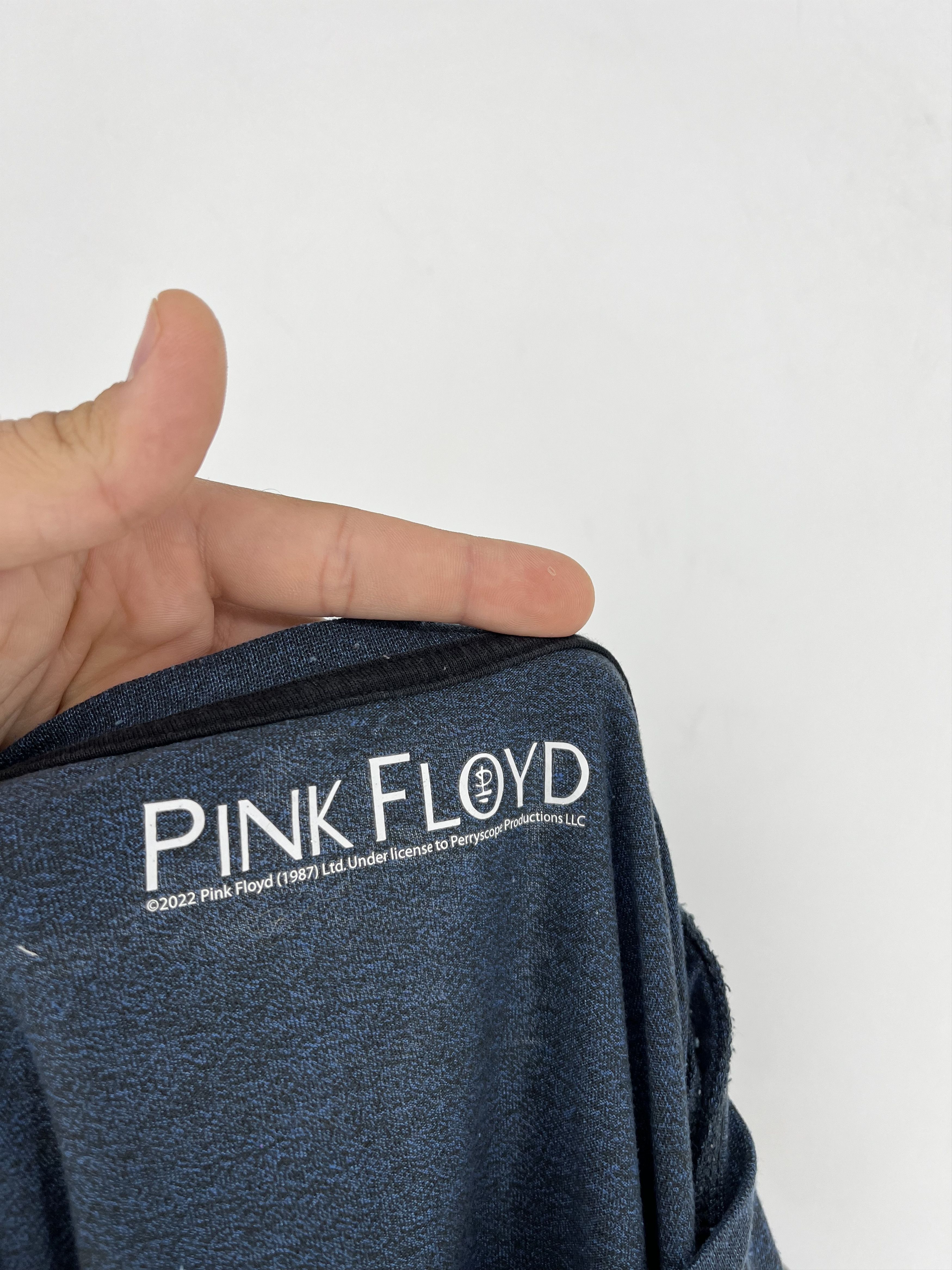Band Tees × Vintage Vintage Y2K Pink Floyd Band Shirt Rock Band Tee Size US M / EU 48-50 / 2 - 10 Thumbnail