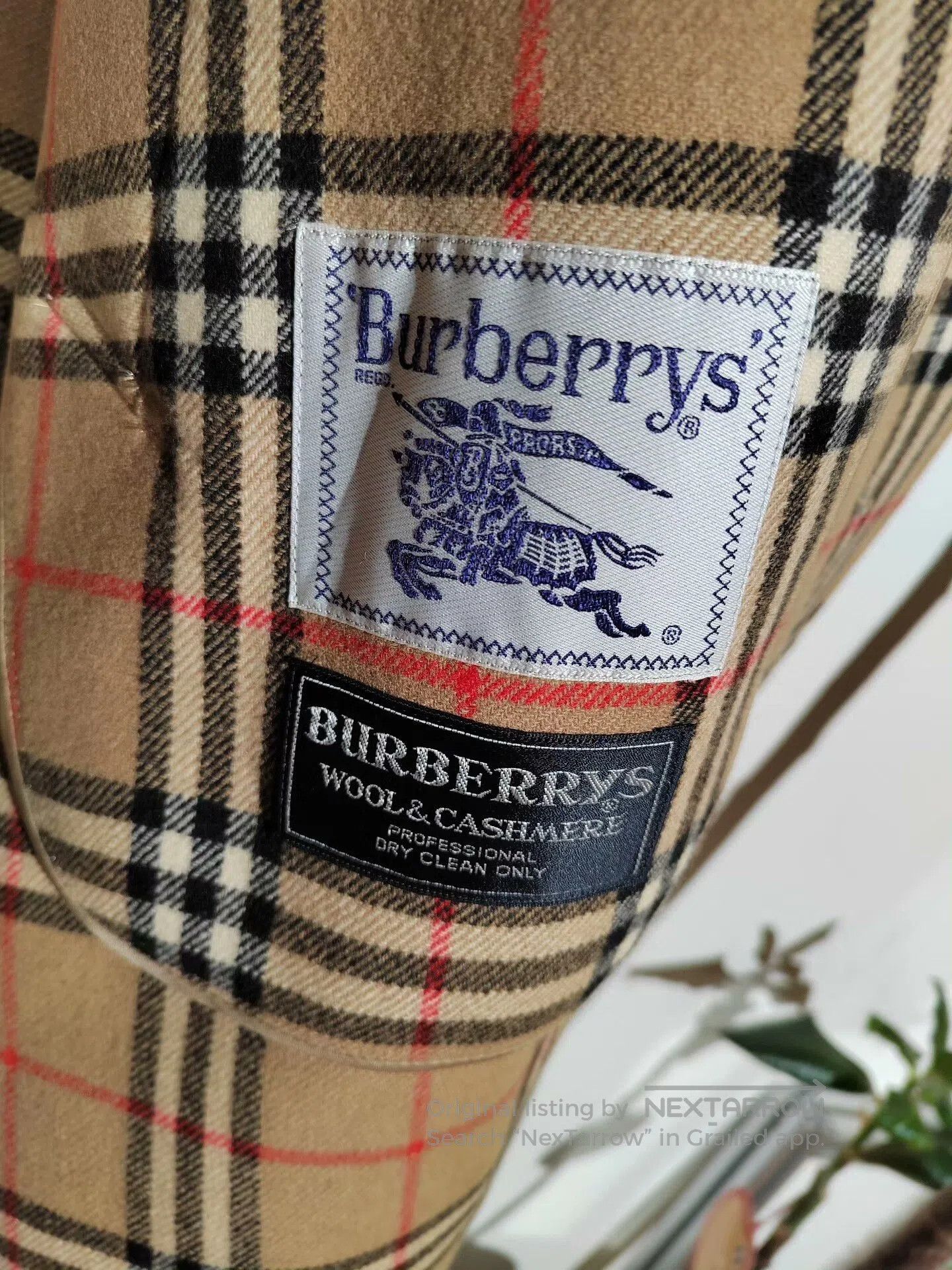 Burberry Burberry Wool Cashmere Coat with Horn Buttons. Size XL / US 12-14 / IT 48-50 - 3 Thumbnail