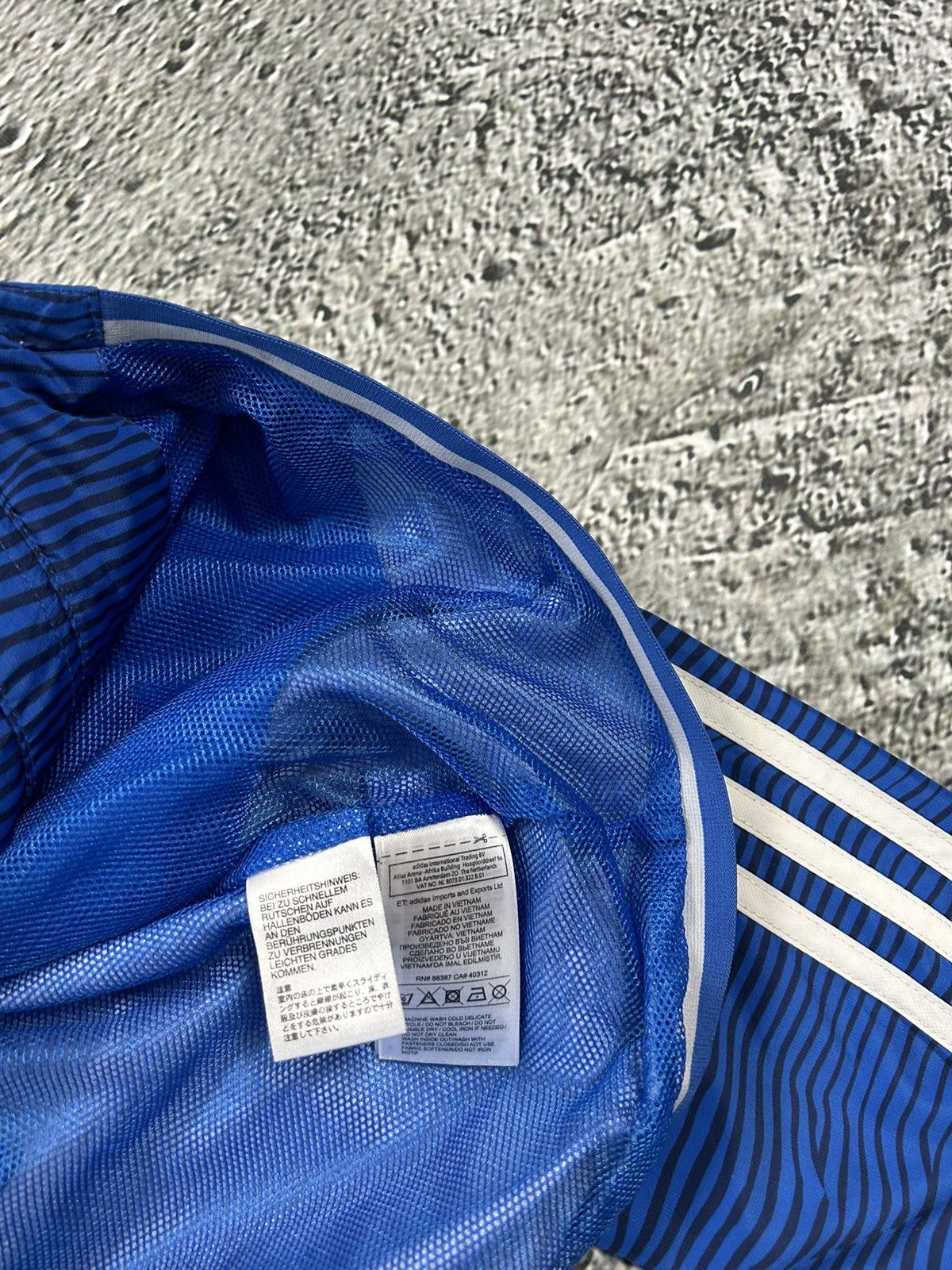 Adidas × Vintage Olympique Marseille Adidas track jacket blue Size US M / EU 48-50 / 2 - 5 Thumbnail