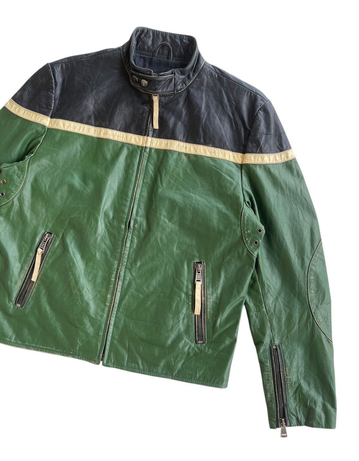 Vintage Vintage Buffalo Leather Bikers Jacket Size US L / EU 52-54 / 3 - 6 Thumbnail