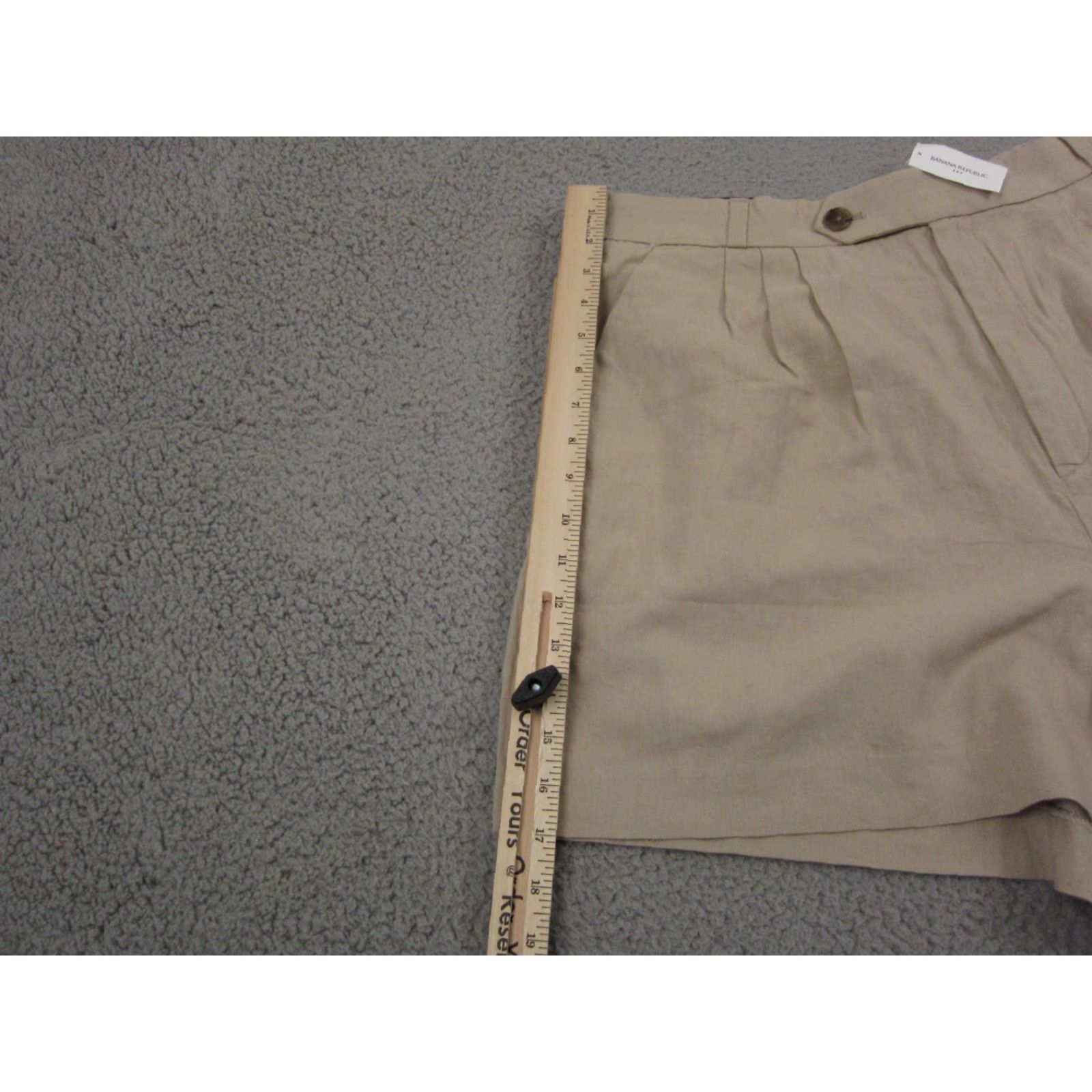 Banana Republic VINTAGE Banana Republic Shorts Womens 16 Beige Linen High Rise Pleated Khaki Chino Casual Summer Girls Womens Size 38" / US 16 / IT 52 - 6 Thumbnail