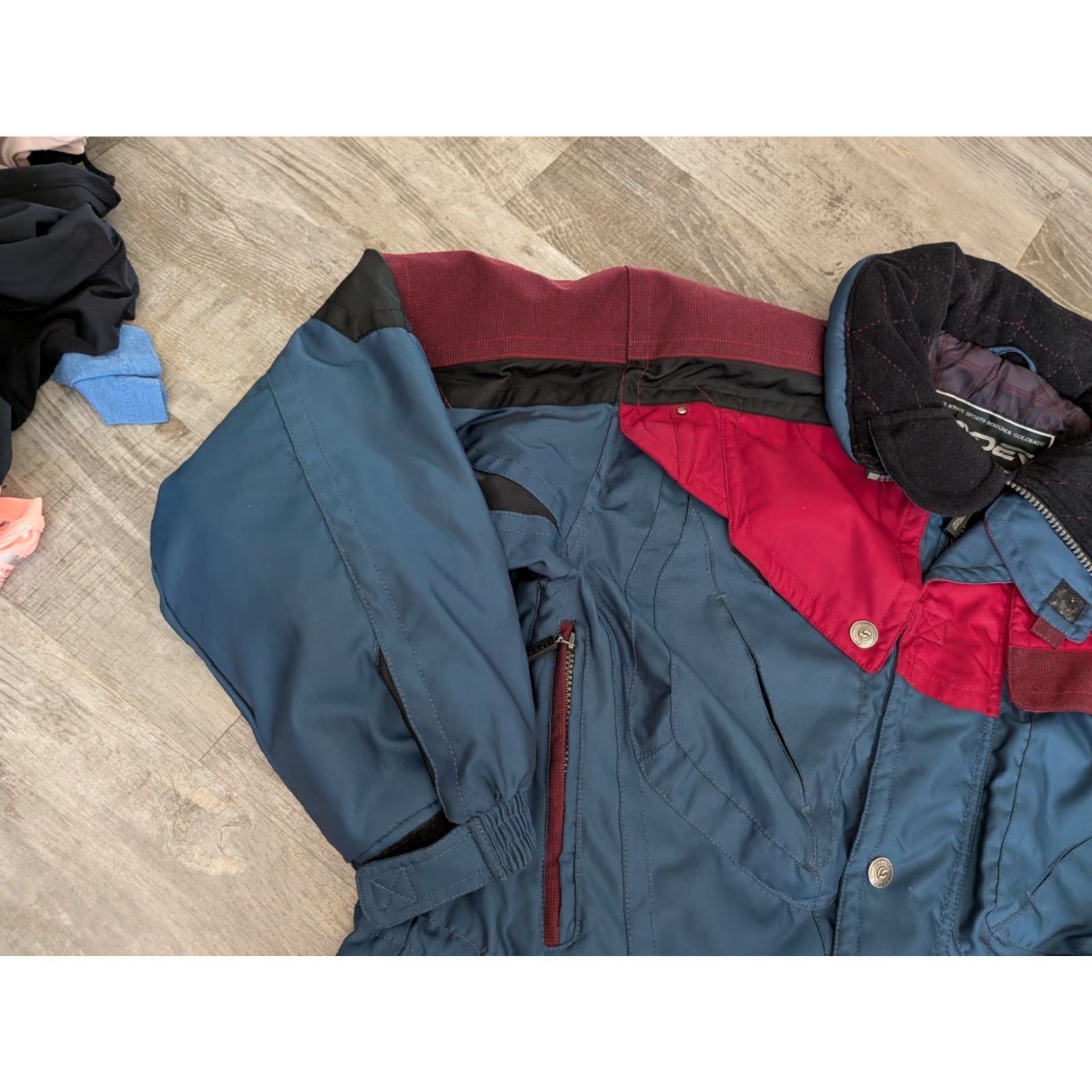 Spyder VINTAGE Spyder Thinsulate Waterproof Jacket Mens M Ski Coat Hooded Blue Red Design Logo Pockets 90s Retro Winter Zip Full Zip Size US M / EU 48-50 / 2 - 3 Thumbnail