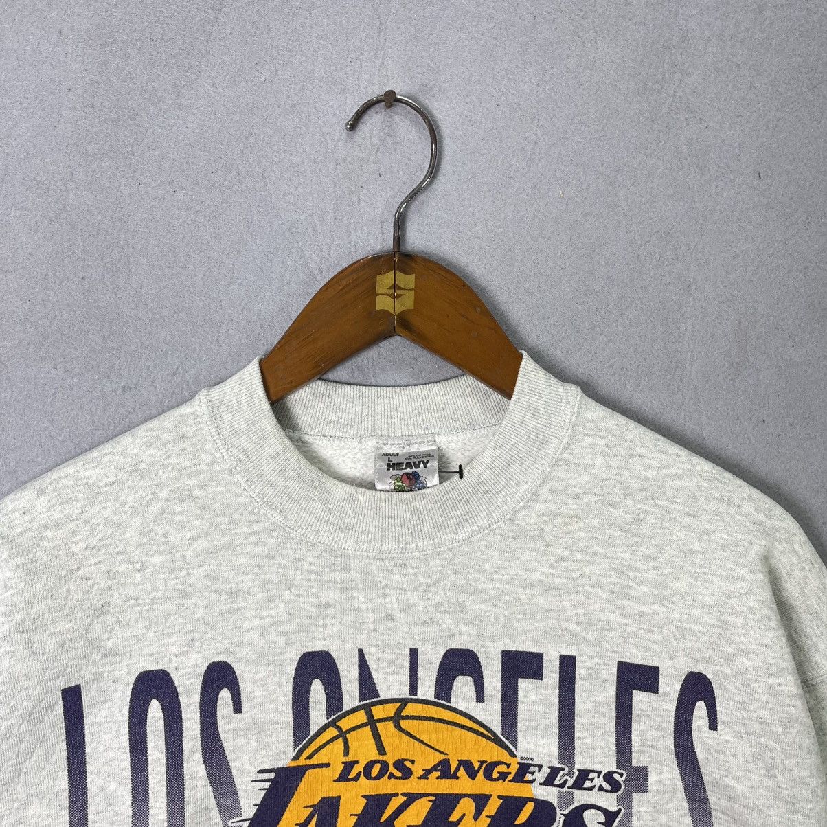 Fruit Of The Loom Vintage Los Angeles Lakers Crewneck Sweatshirt USA Made Size US L / EU 52-54 / 3 - 2 Thumbnail