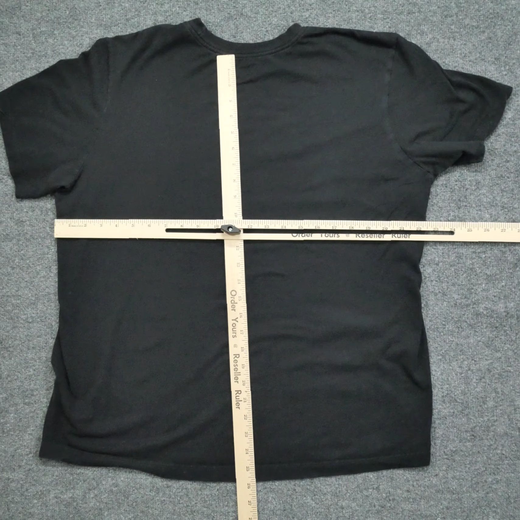 Nike Nike T Shirt Mens Large Black Swoosh Logo Gold Flags Tee Size US L / EU 52-54 / 3 - 7 Thumbnail