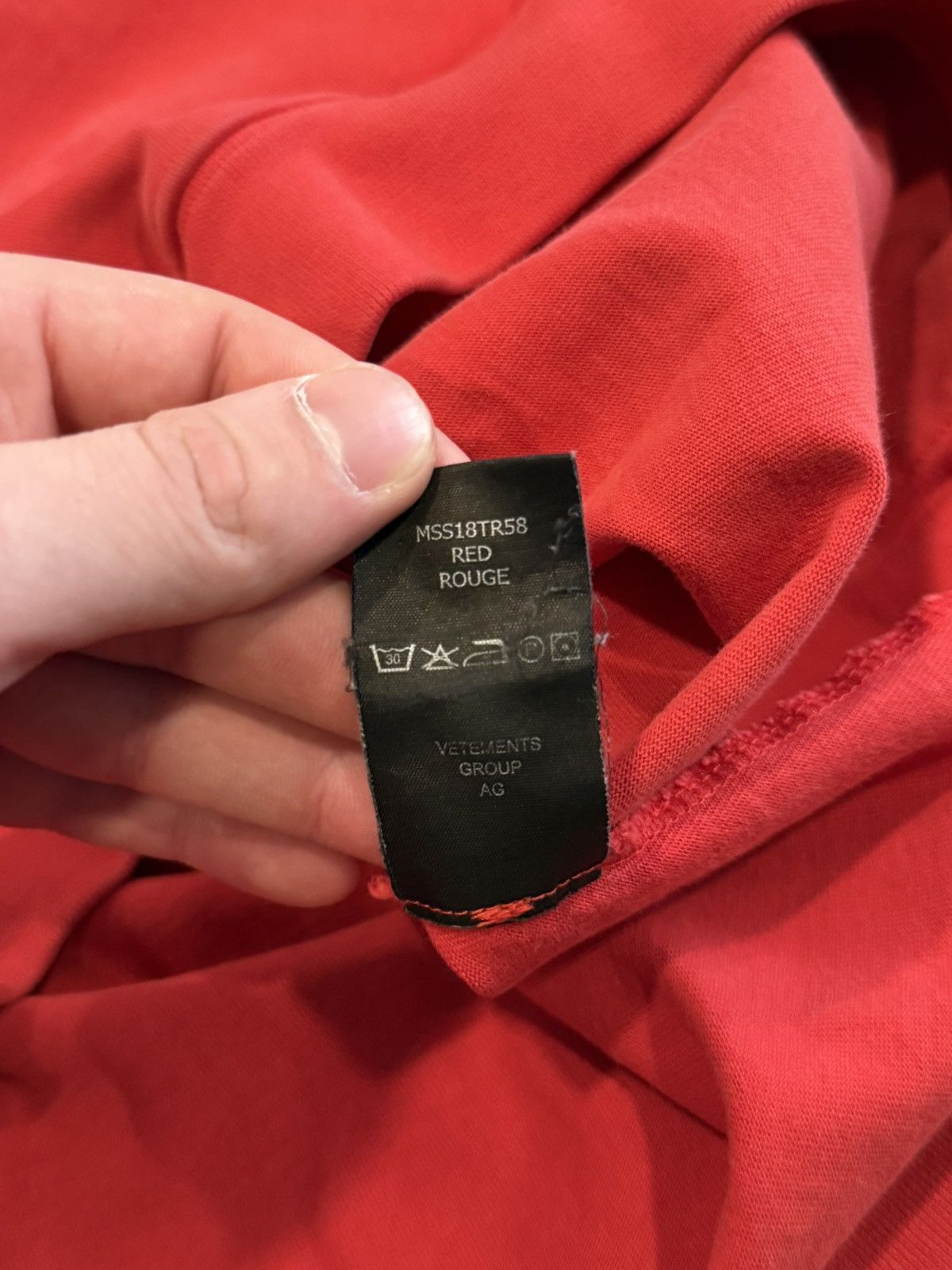 Vetements Vetements The Collection Graffiti Hoodie Size US S / EU 44-46 / 1 - 10 Thumbnail